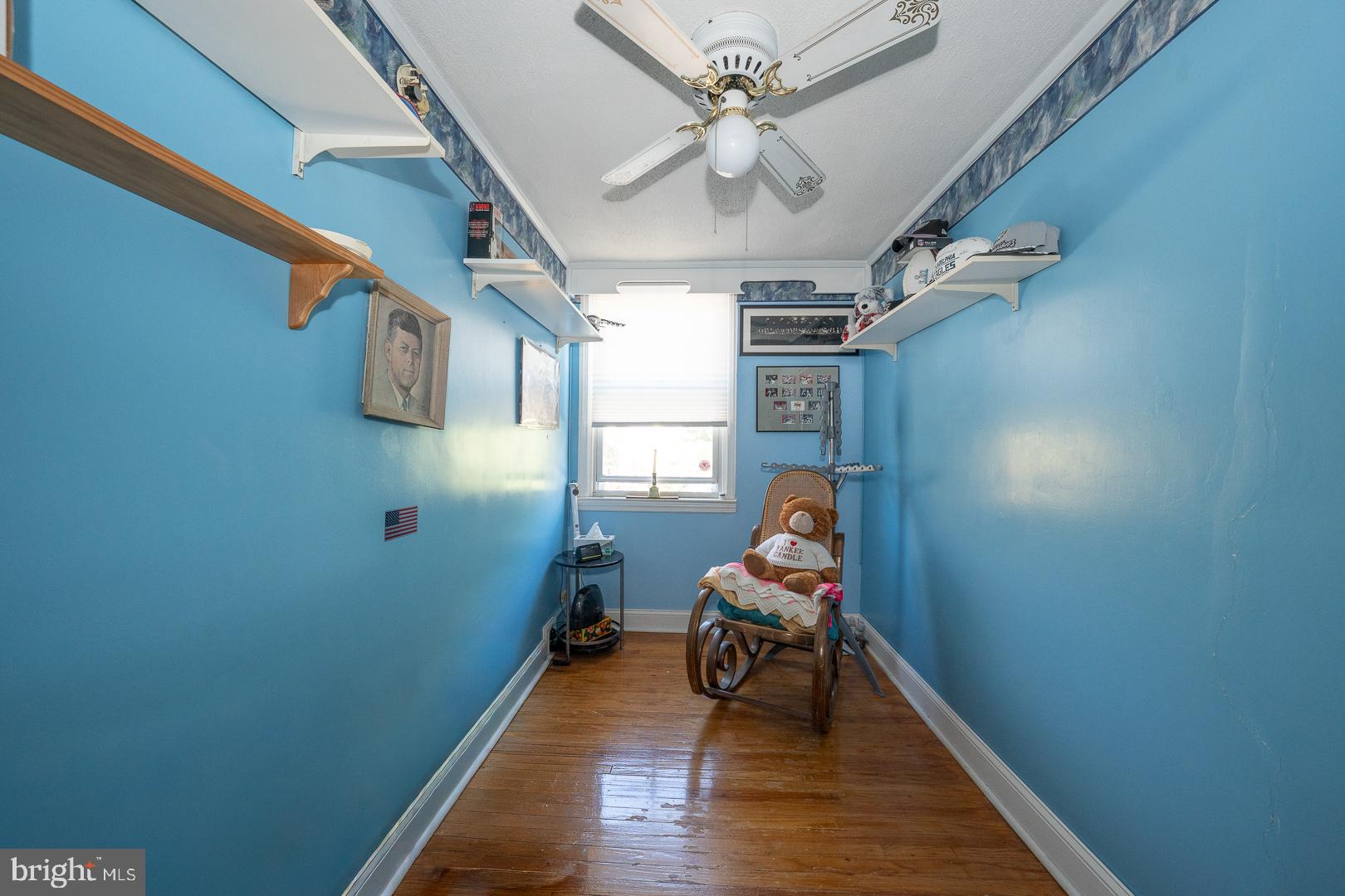 CLIFTON HEIGHTS - Residential