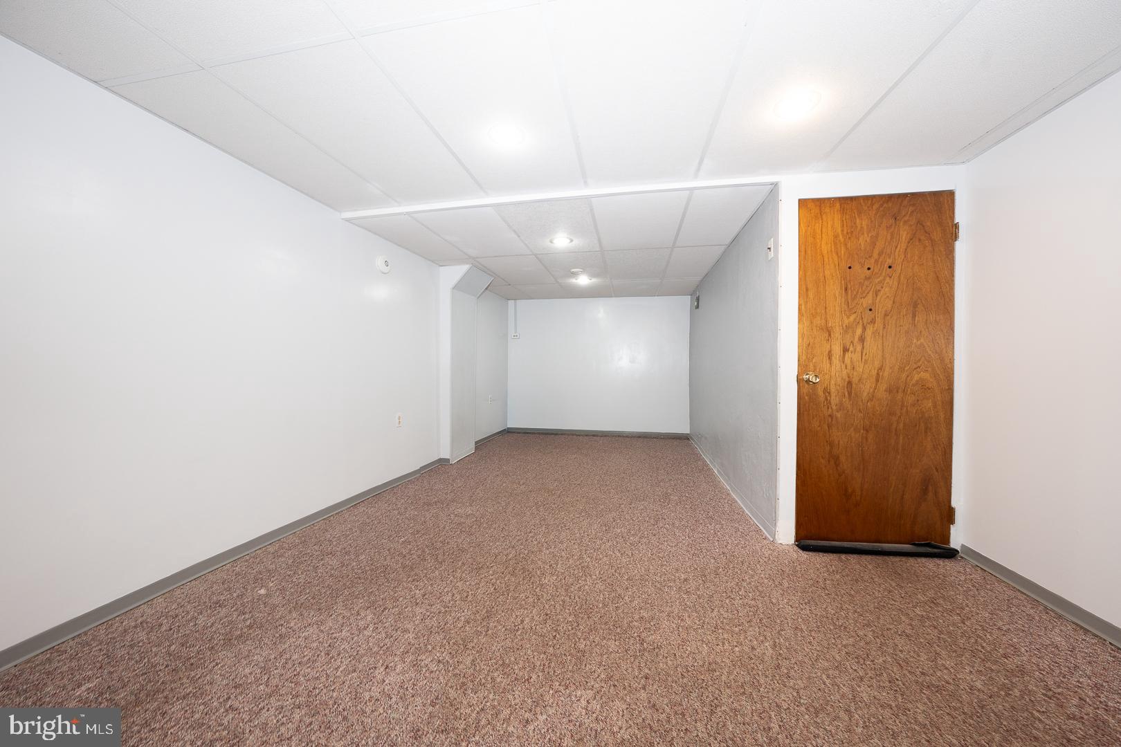 CLIFTON HEIGHTS - Residential