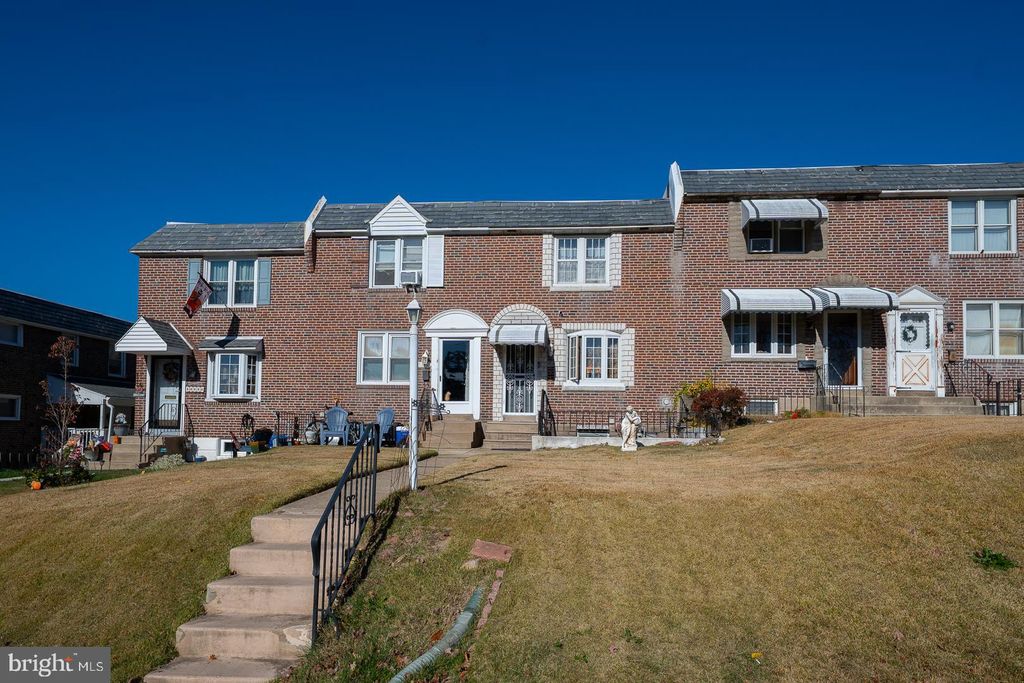 Photo of 5331 Brittany Drive, CLIFTON HEIGHTS, PA 19018 (MLS # PADE2103252)