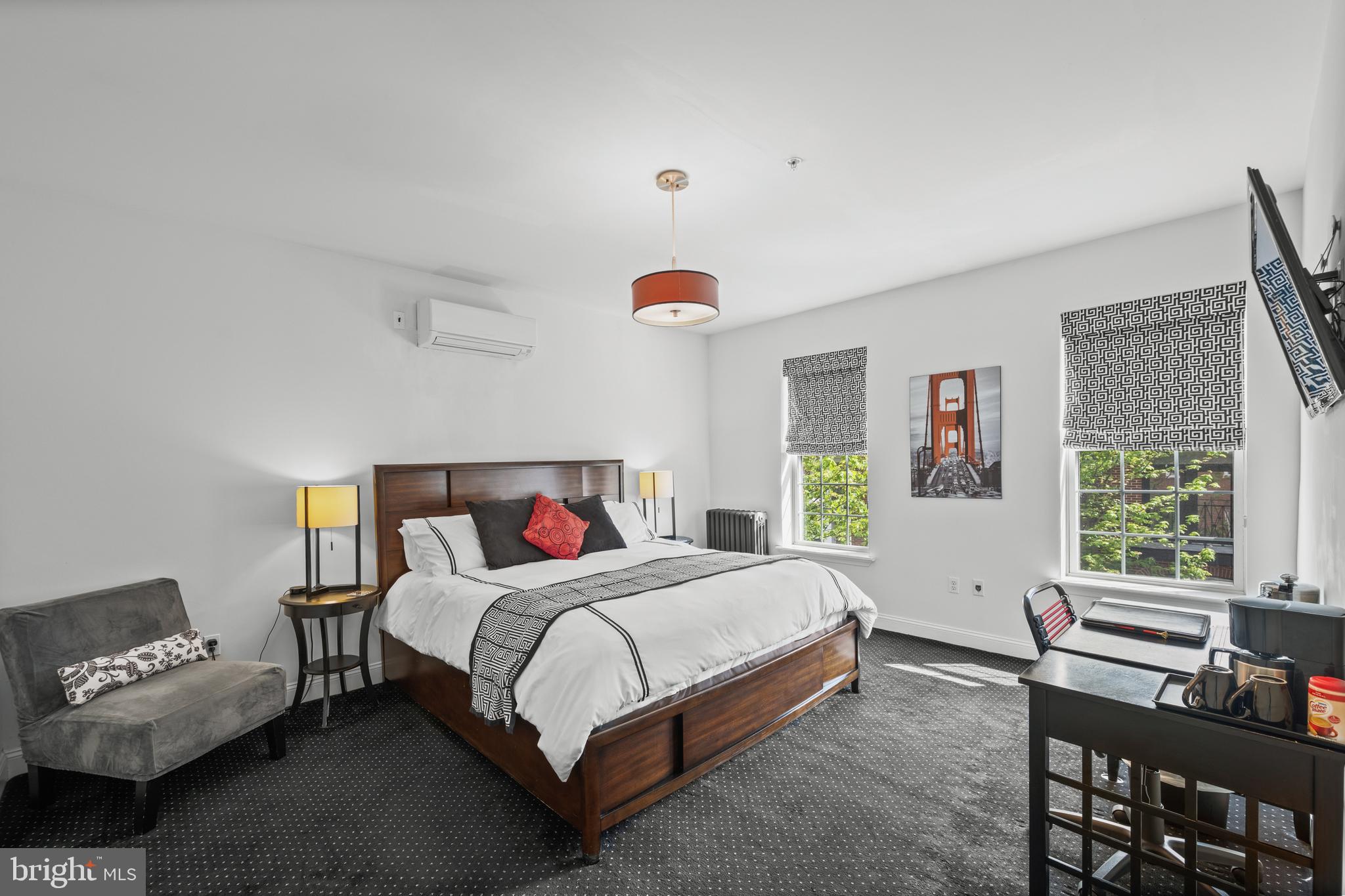 LITTLE ITALY - Residential