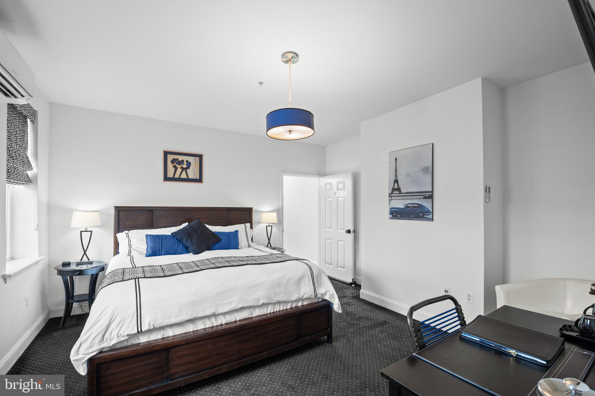 LITTLE ITALY - Residential