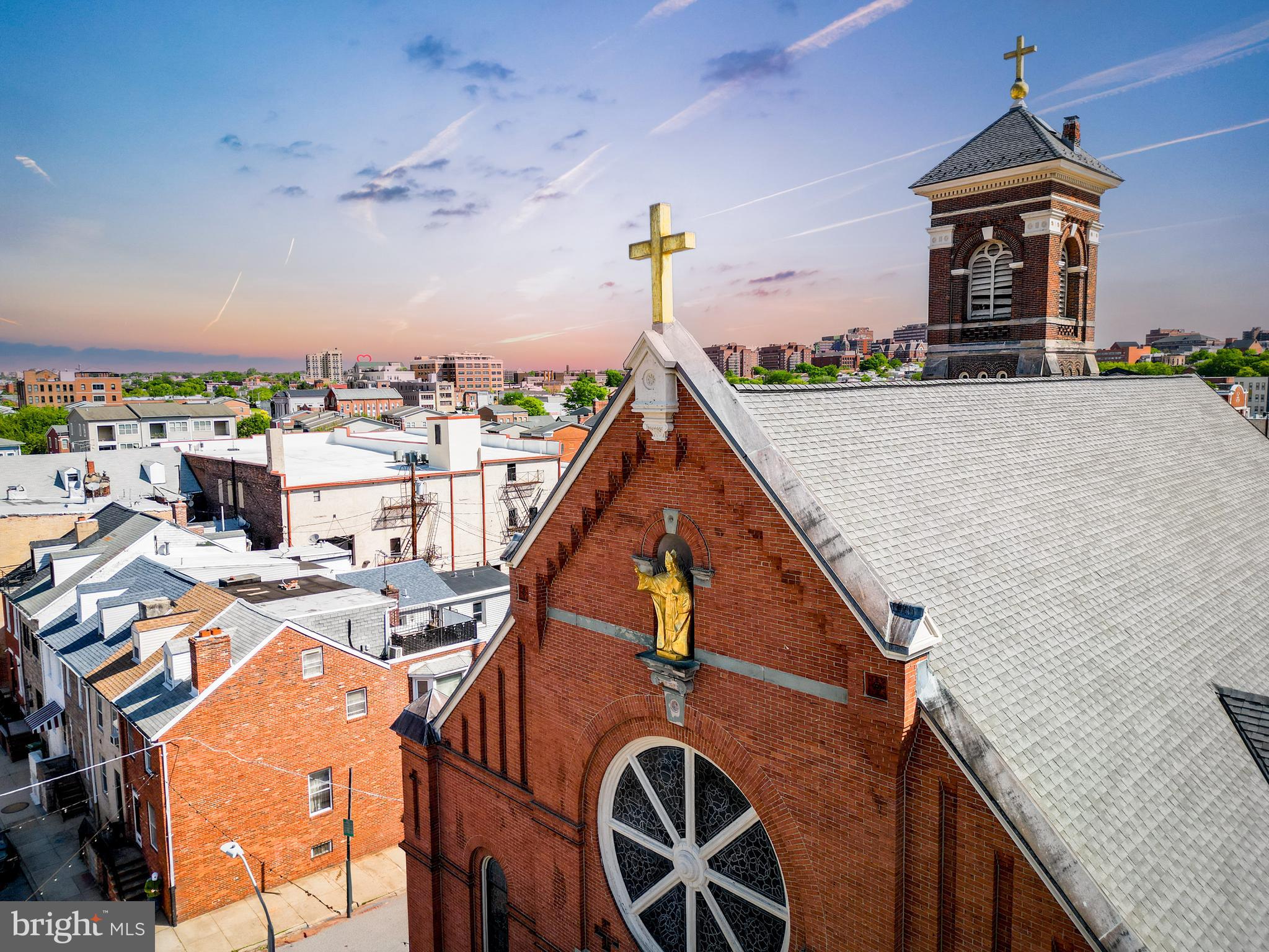 LITTLE ITALY - Residential