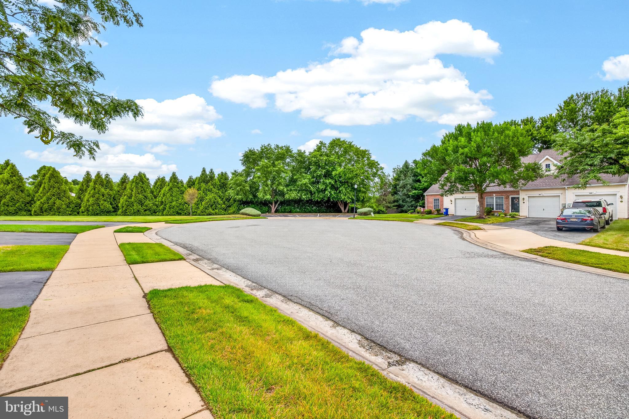 463 SWEETMAN DRIVE