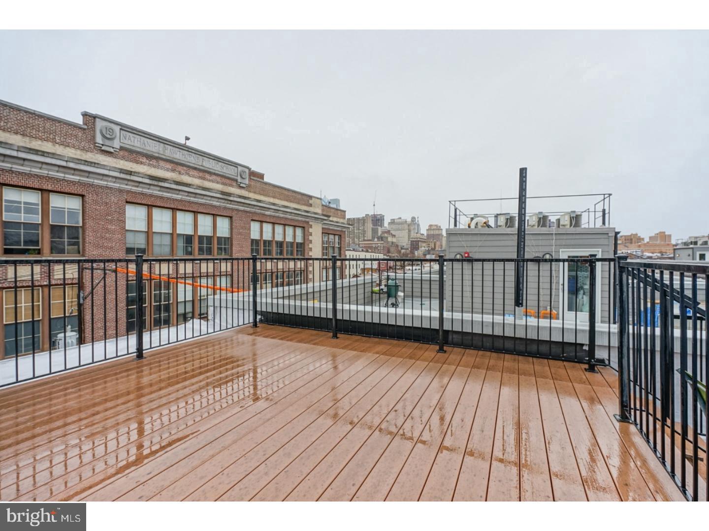 BELLA VISTA - Residential