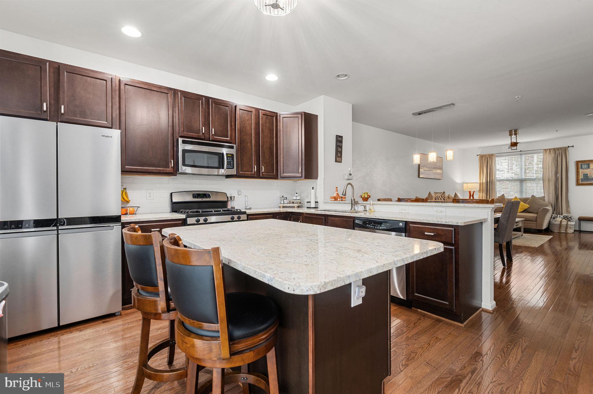 CANNON SQUARE - Residential