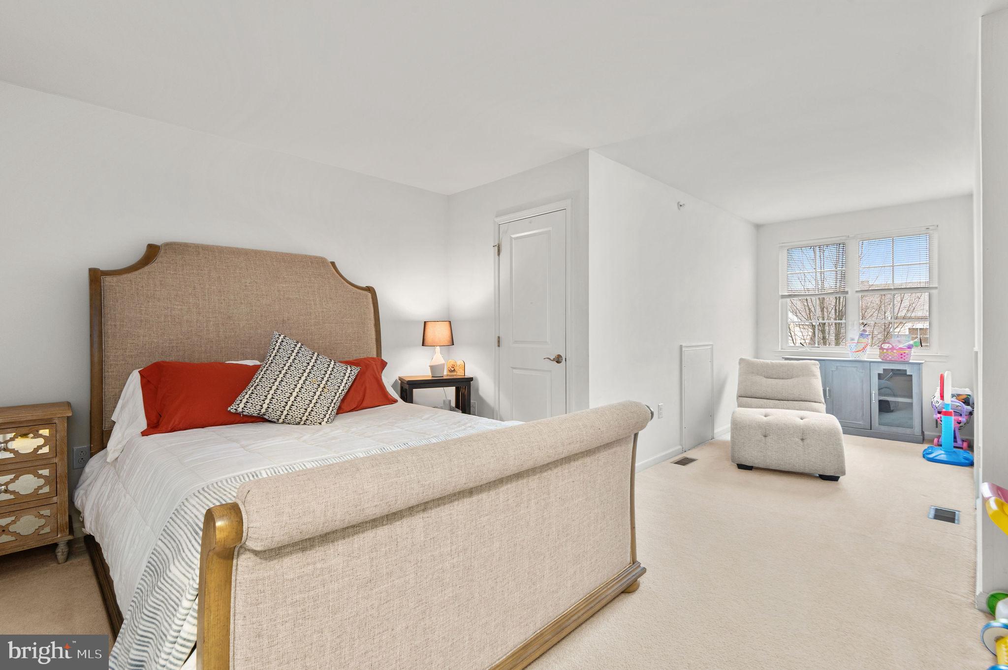 CANNON SQUARE - Residential