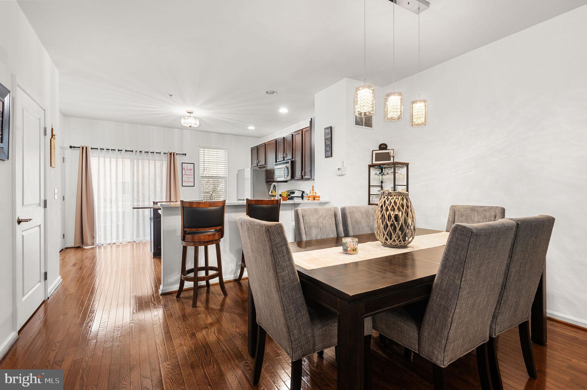 CANNON SQUARE - Residential