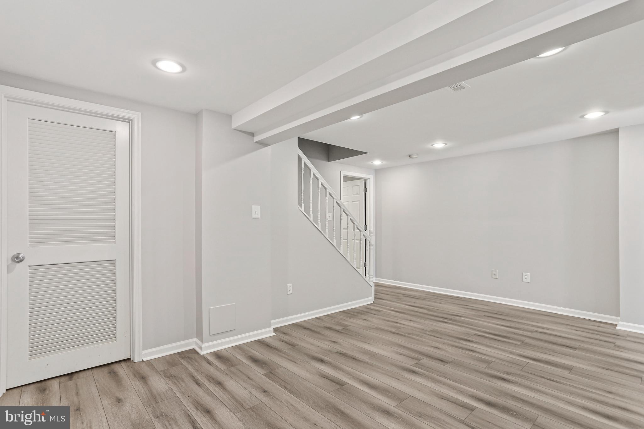 VILLAGE OF LONG REACH - Residential