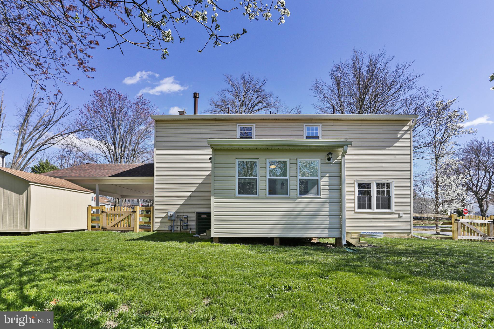 VILLAGE OF LONG REACH - Residential