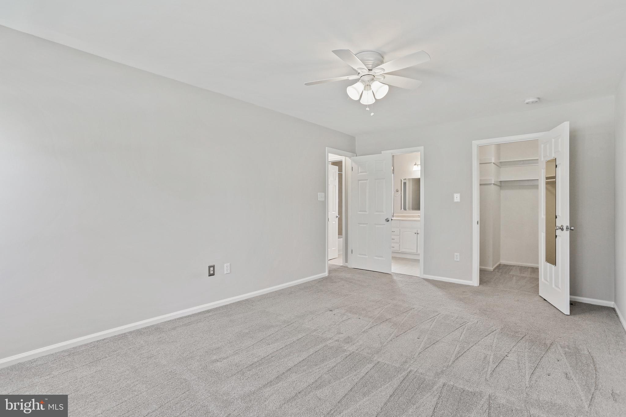 VILLAGE OF LONG REACH - Residential