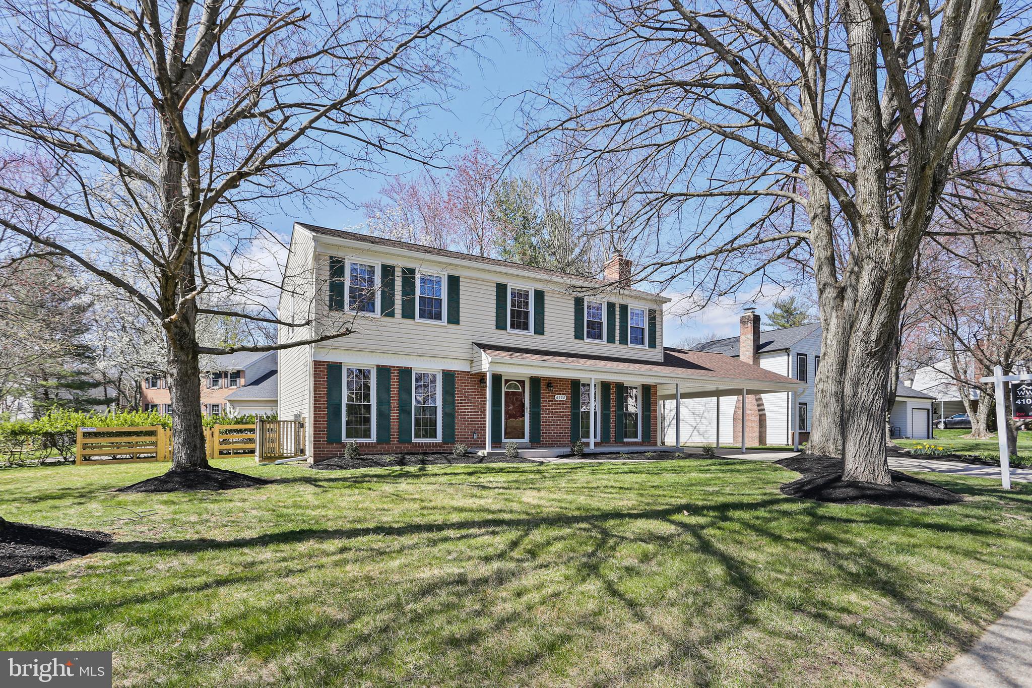 VILLAGE OF LONG REACH - Residential