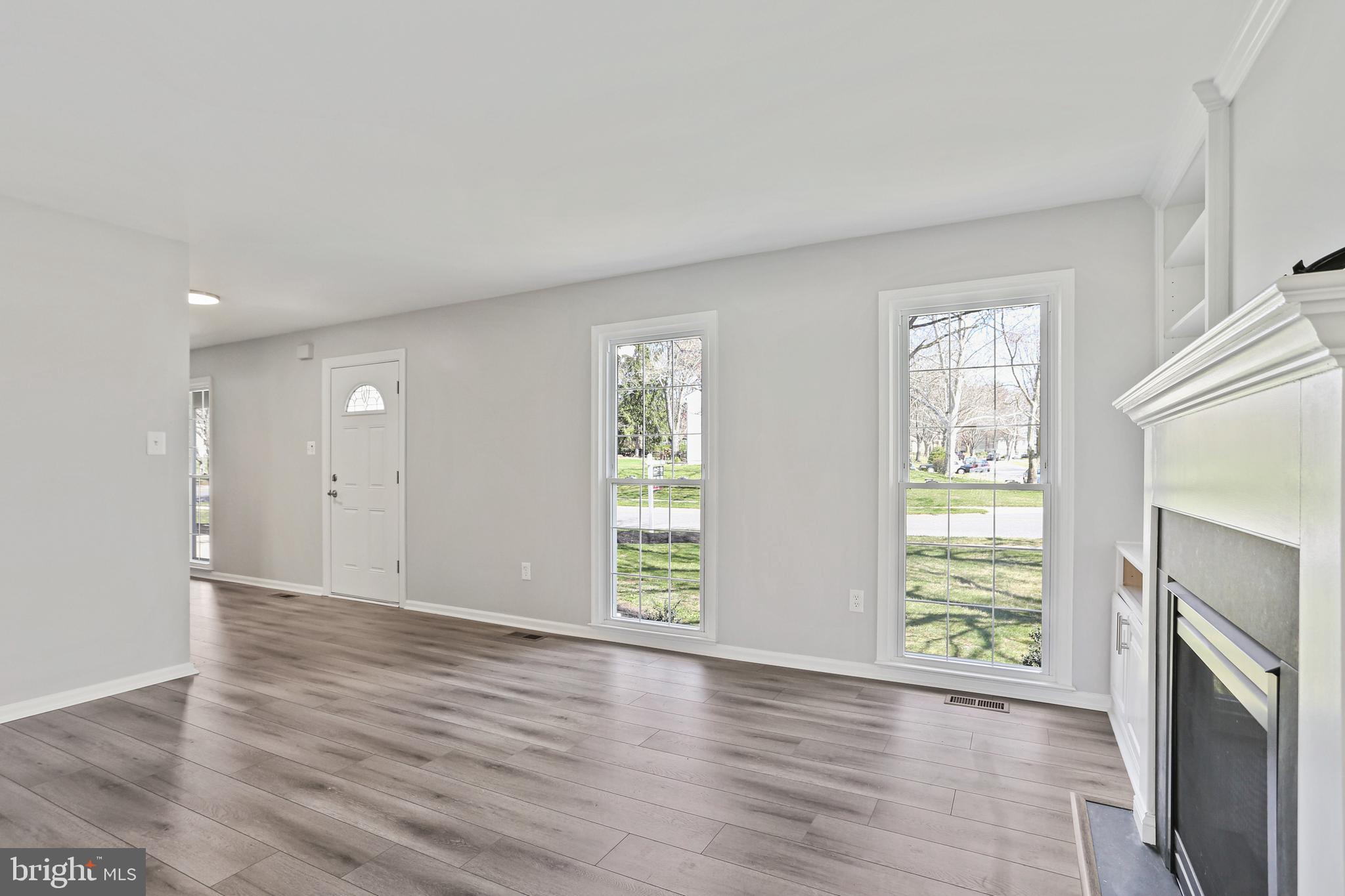 VILLAGE OF LONG REACH - Residential