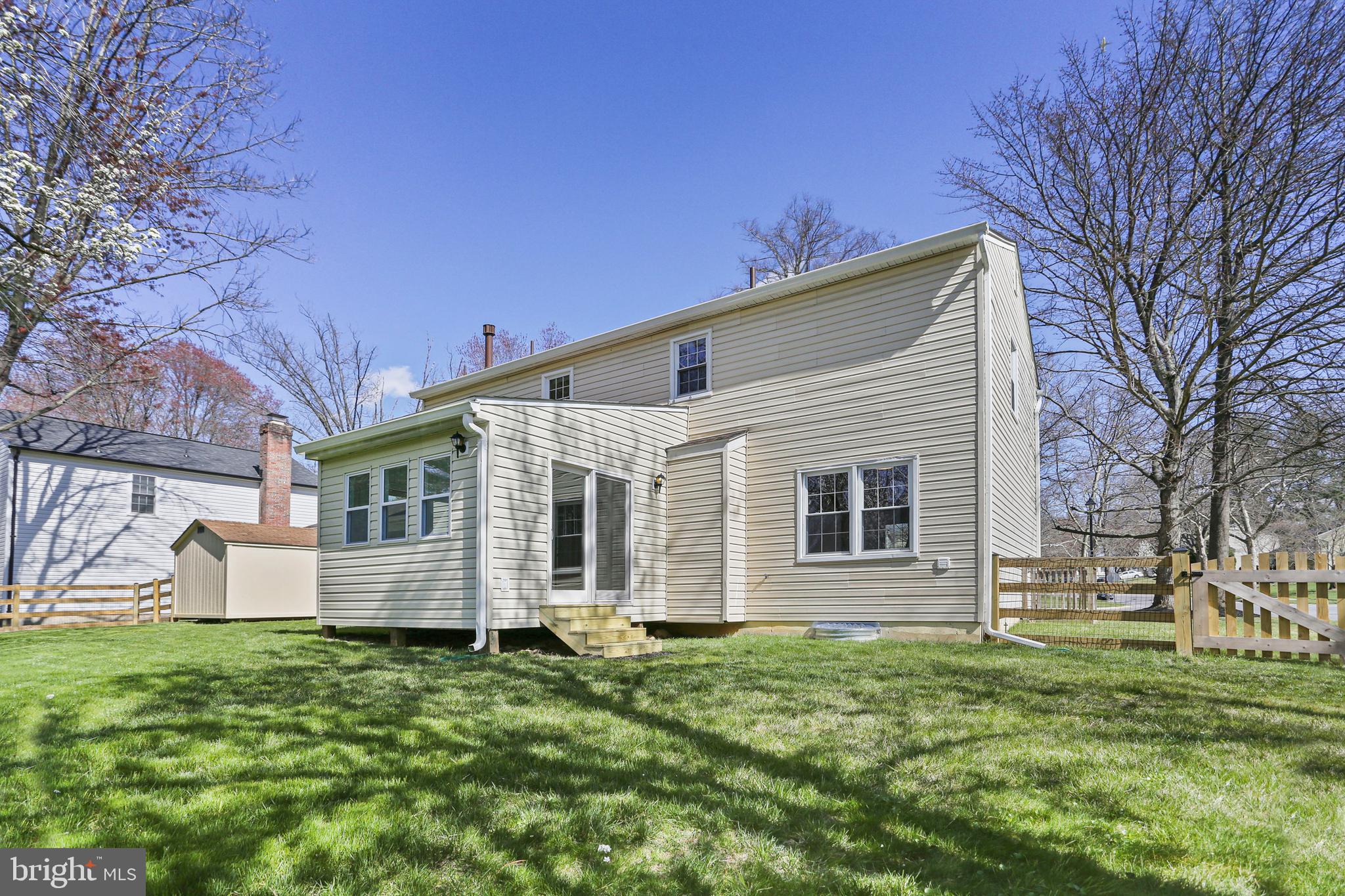 VILLAGE OF LONG REACH - Residential