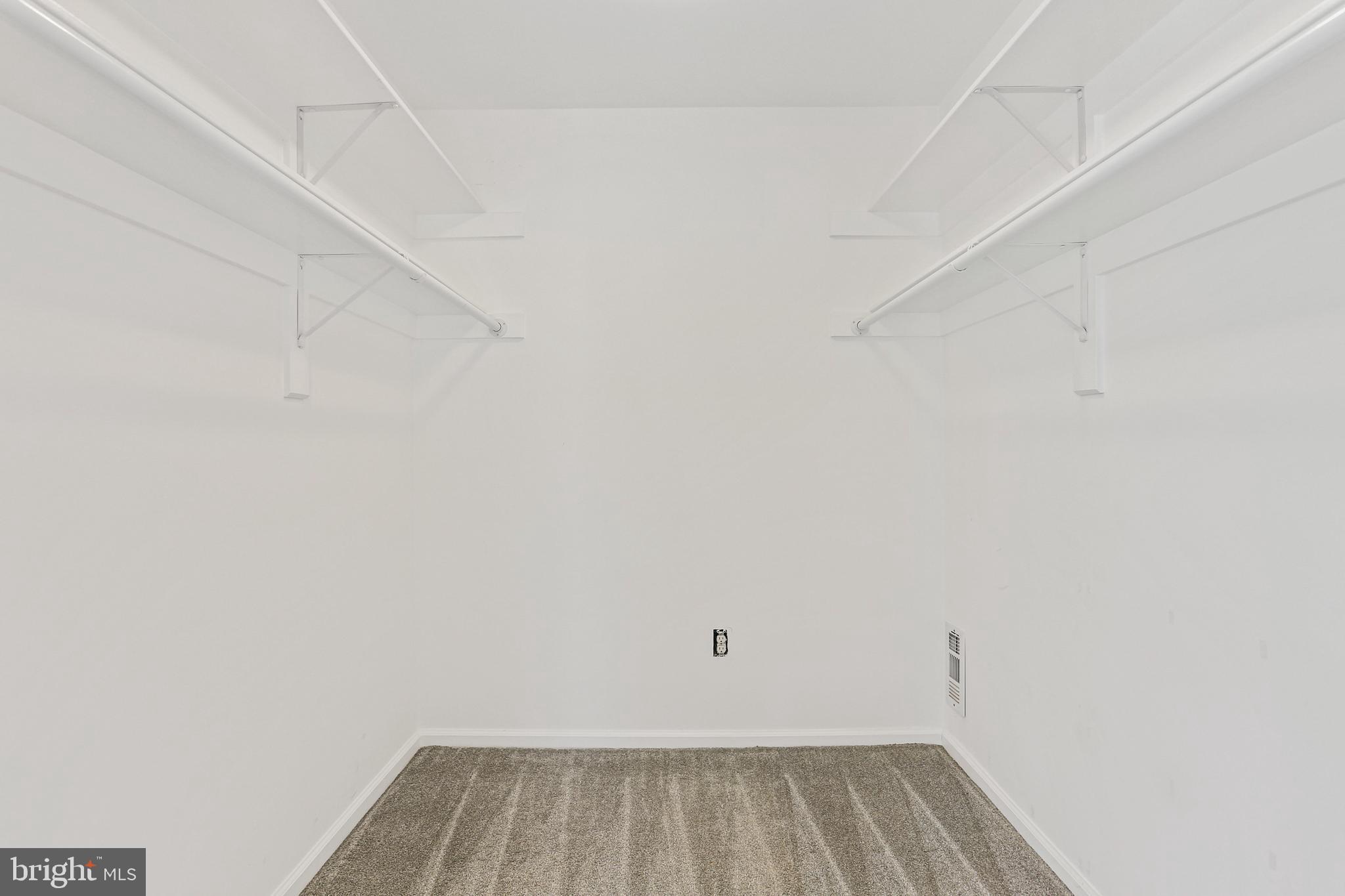 VILLAGE OF LONG REACH - Residential