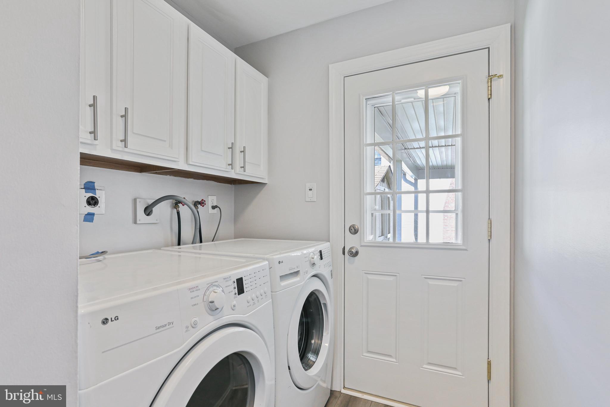 VILLAGE OF LONG REACH - Residential