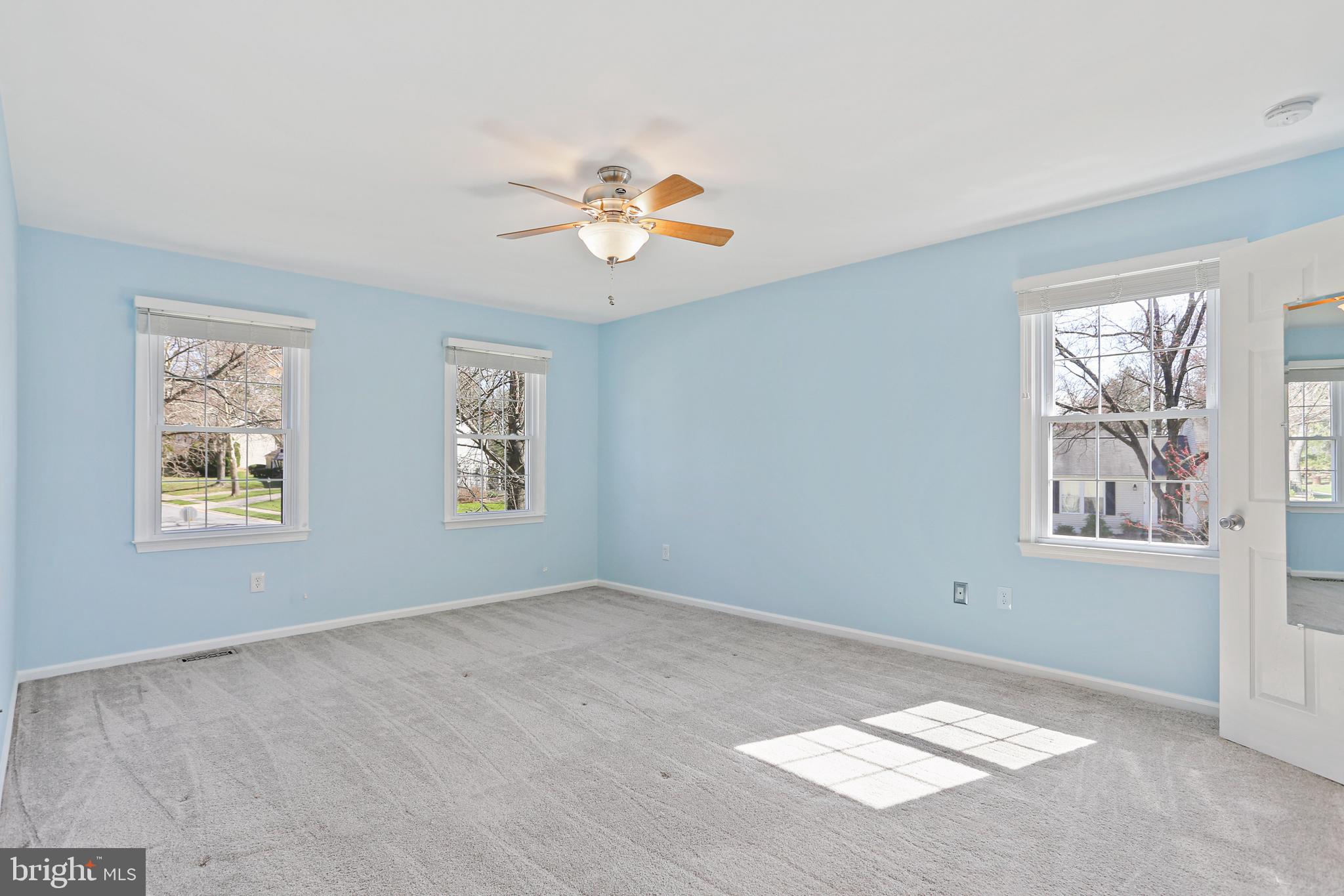 VILLAGE OF LONG REACH - Residential