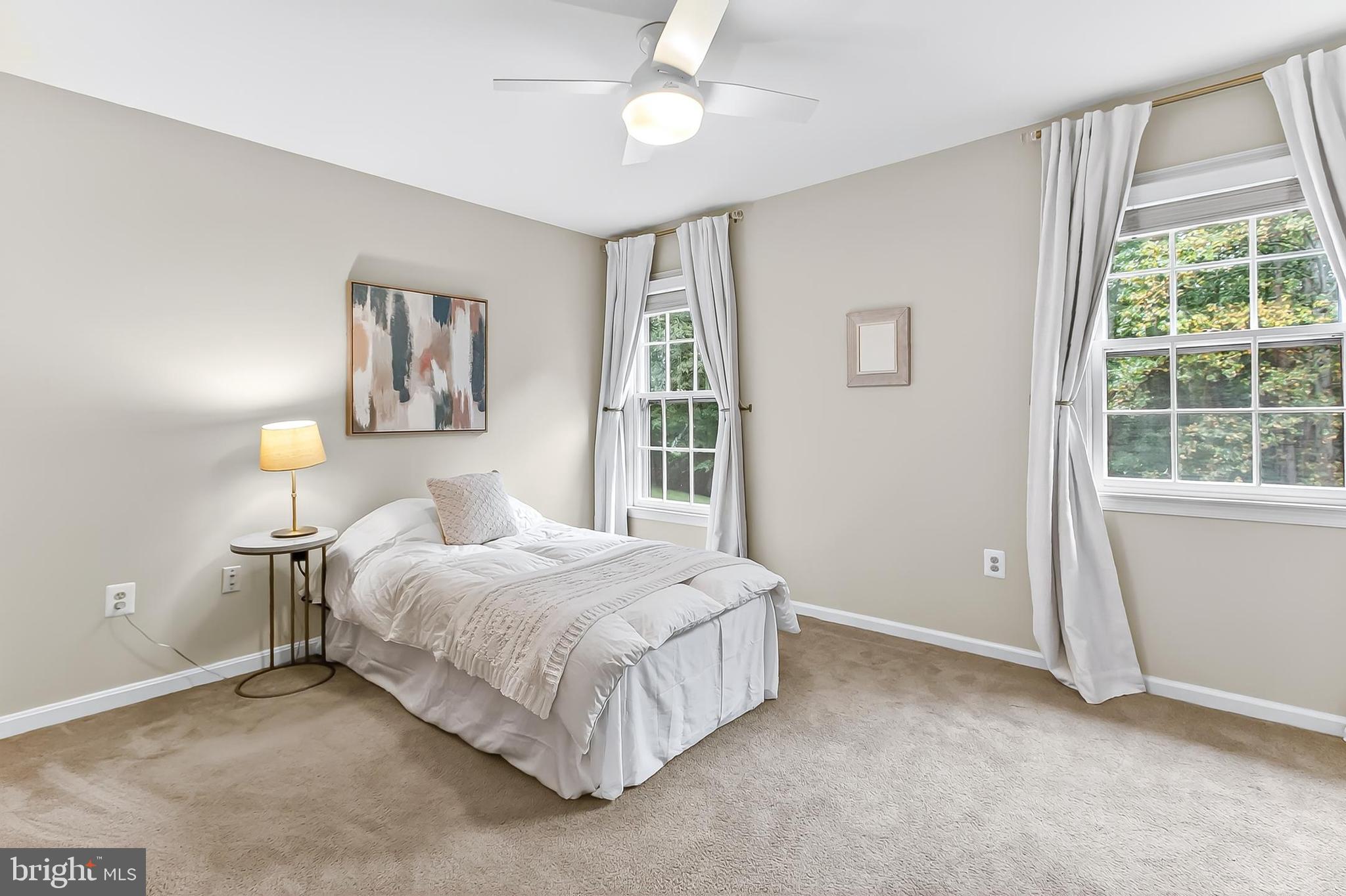 FAIRFAX STATION - Residential