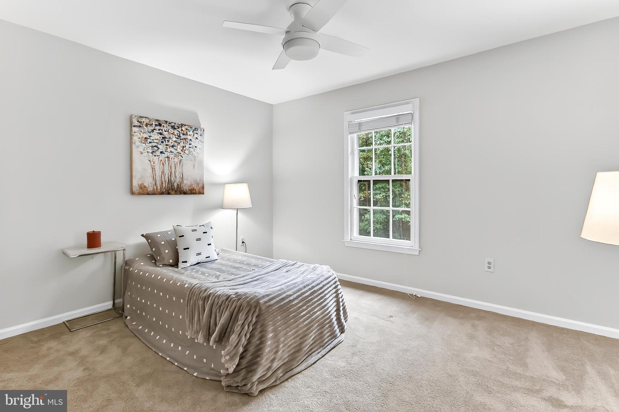 FAIRFAX STATION - Residential