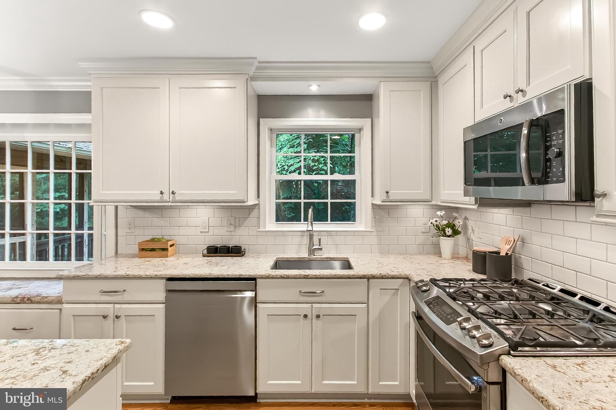 FAIRFAX STATION - Residential