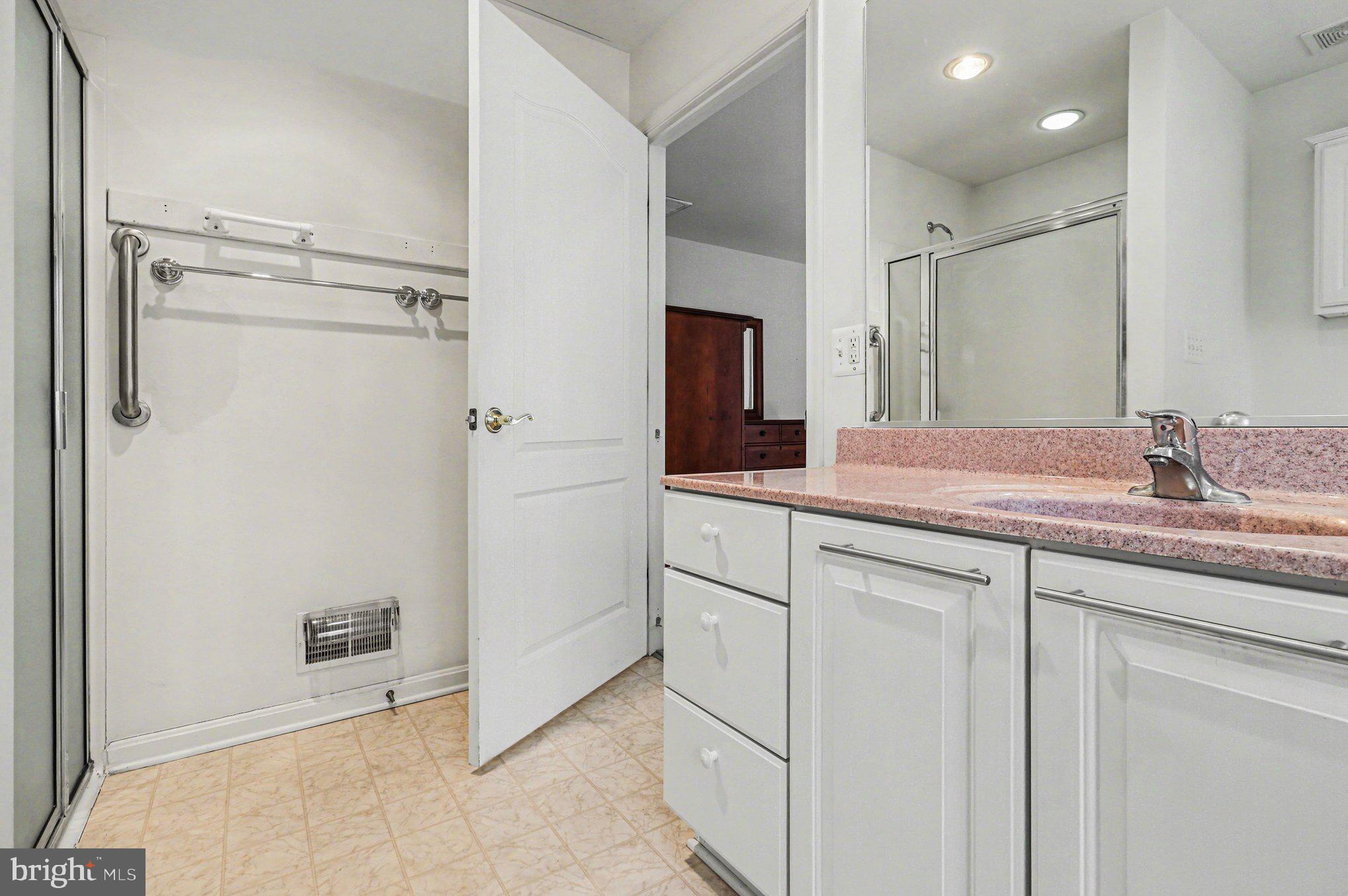 KELLYS LANDING - Residential