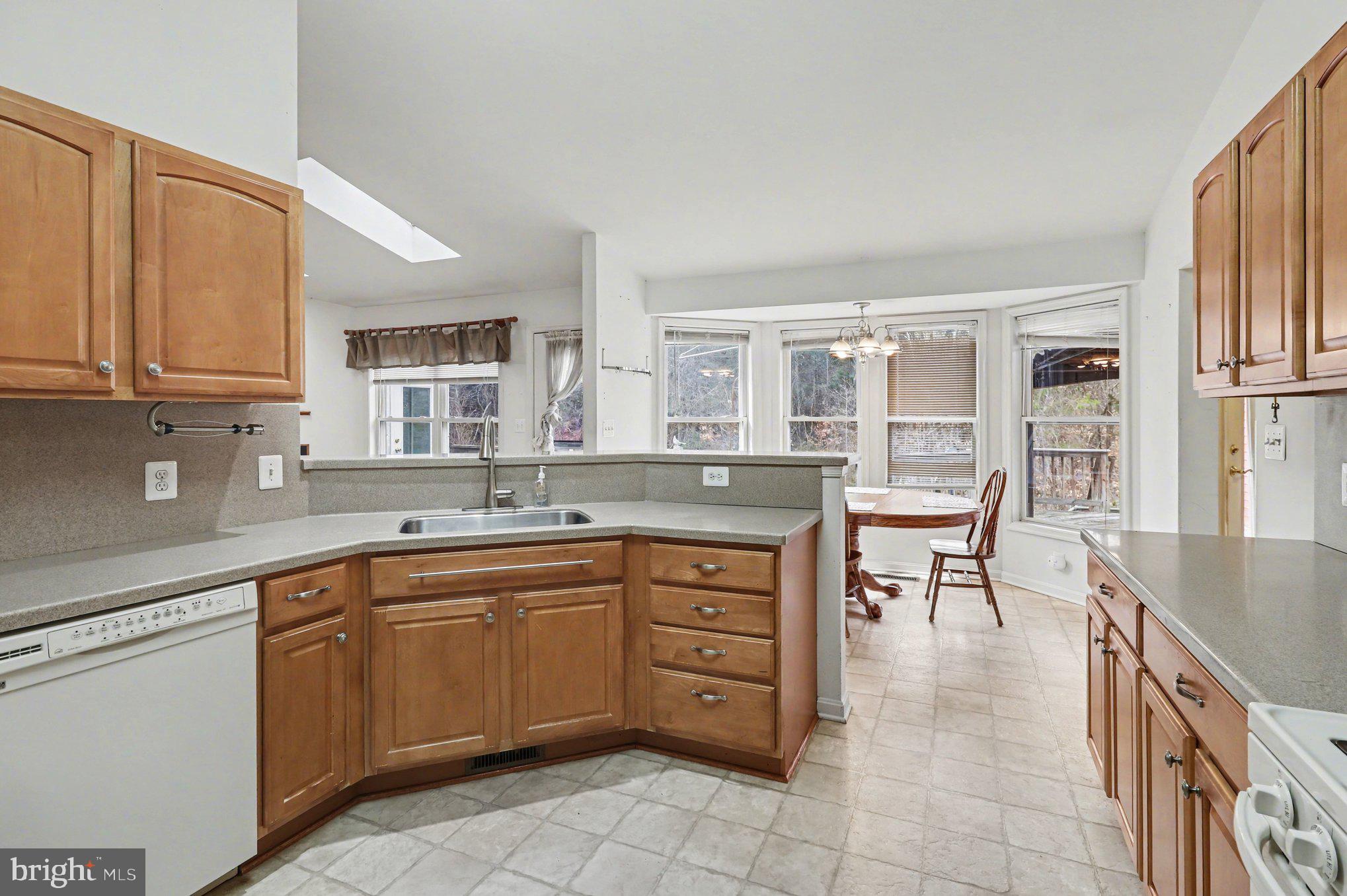 KELLYS LANDING - Residential