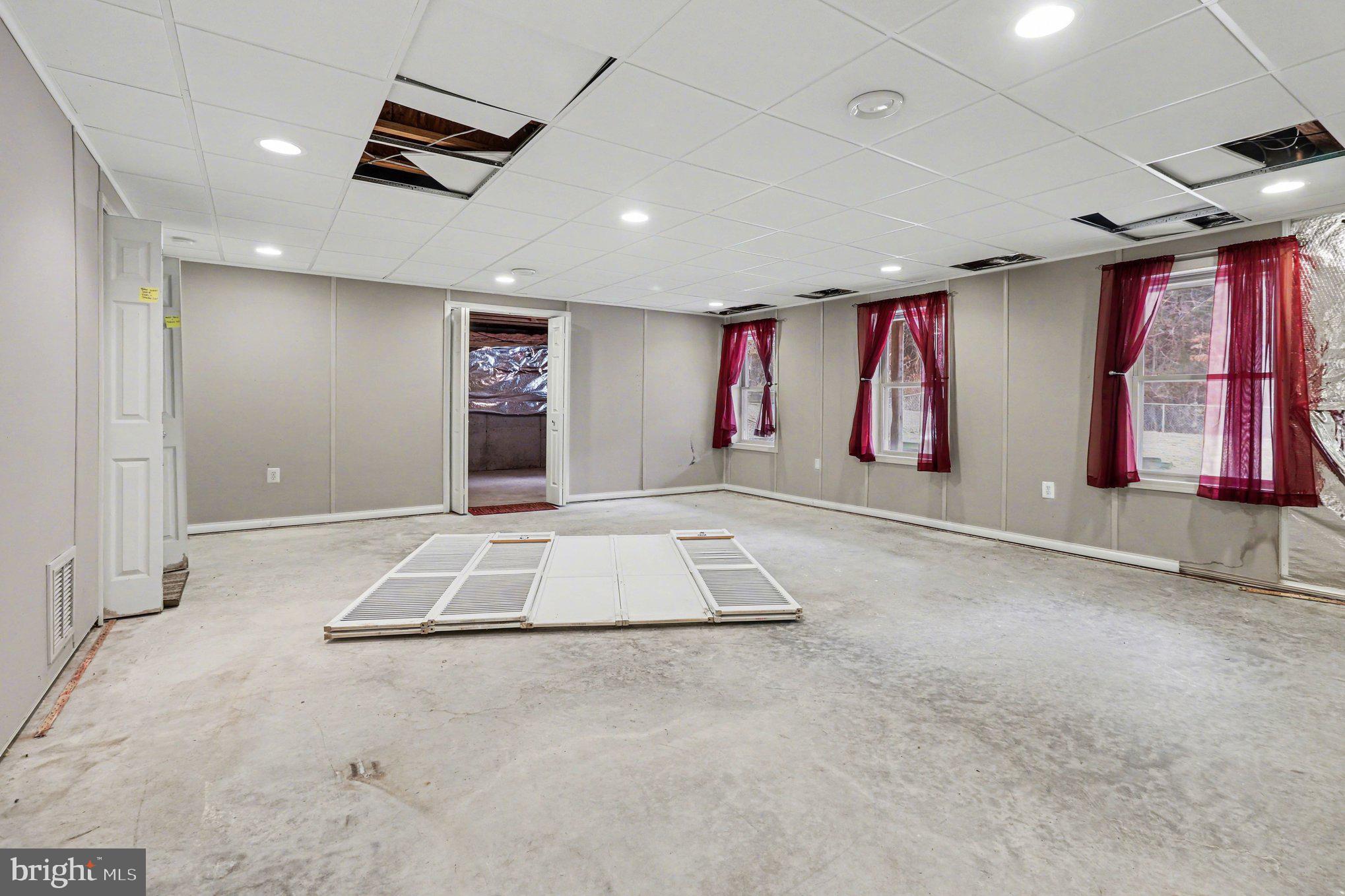 KELLYS LANDING - Residential