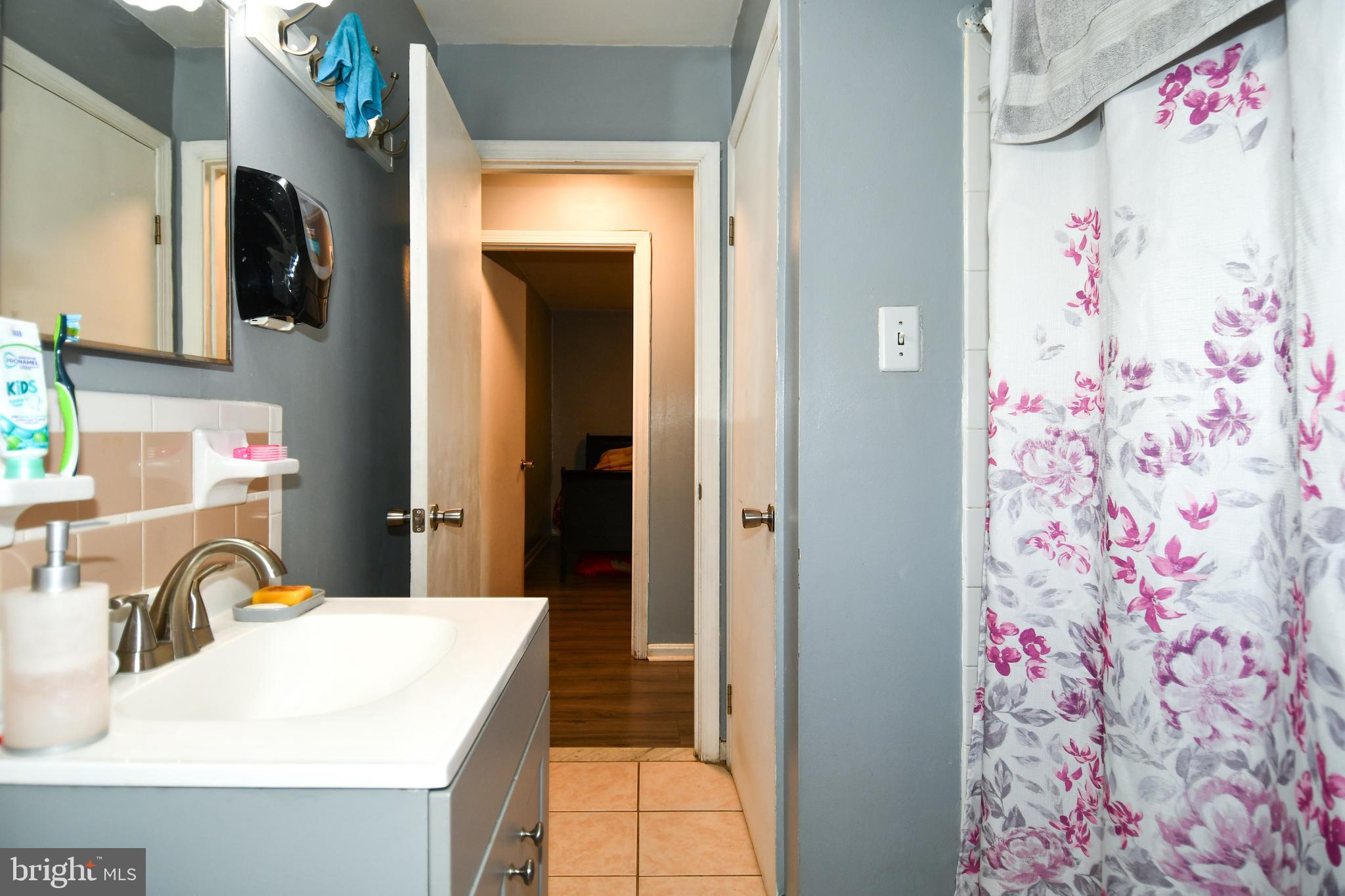 COLUMBIA HIGHLANDS - Residential