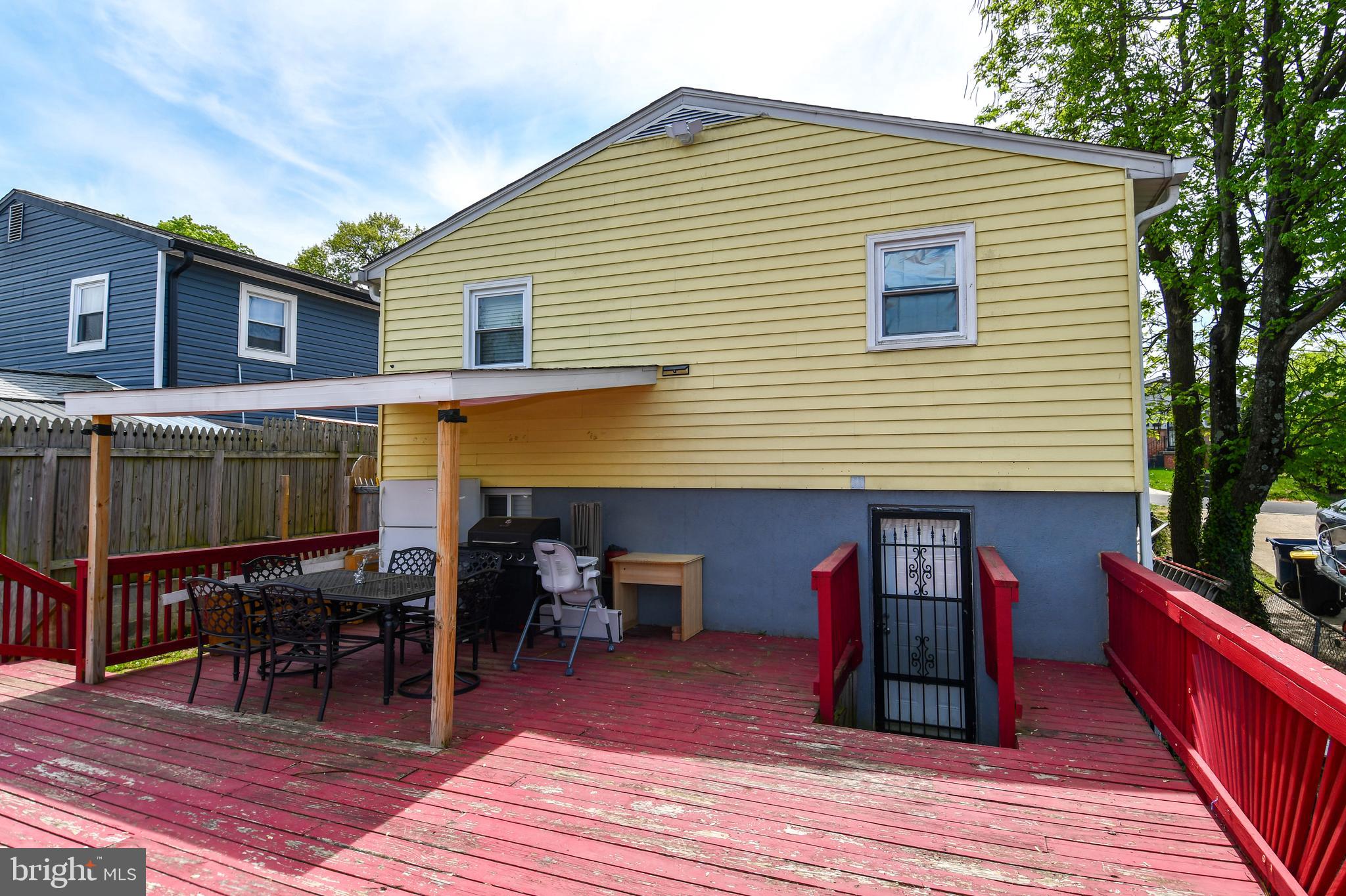 COLUMBIA HIGHLANDS - Residential