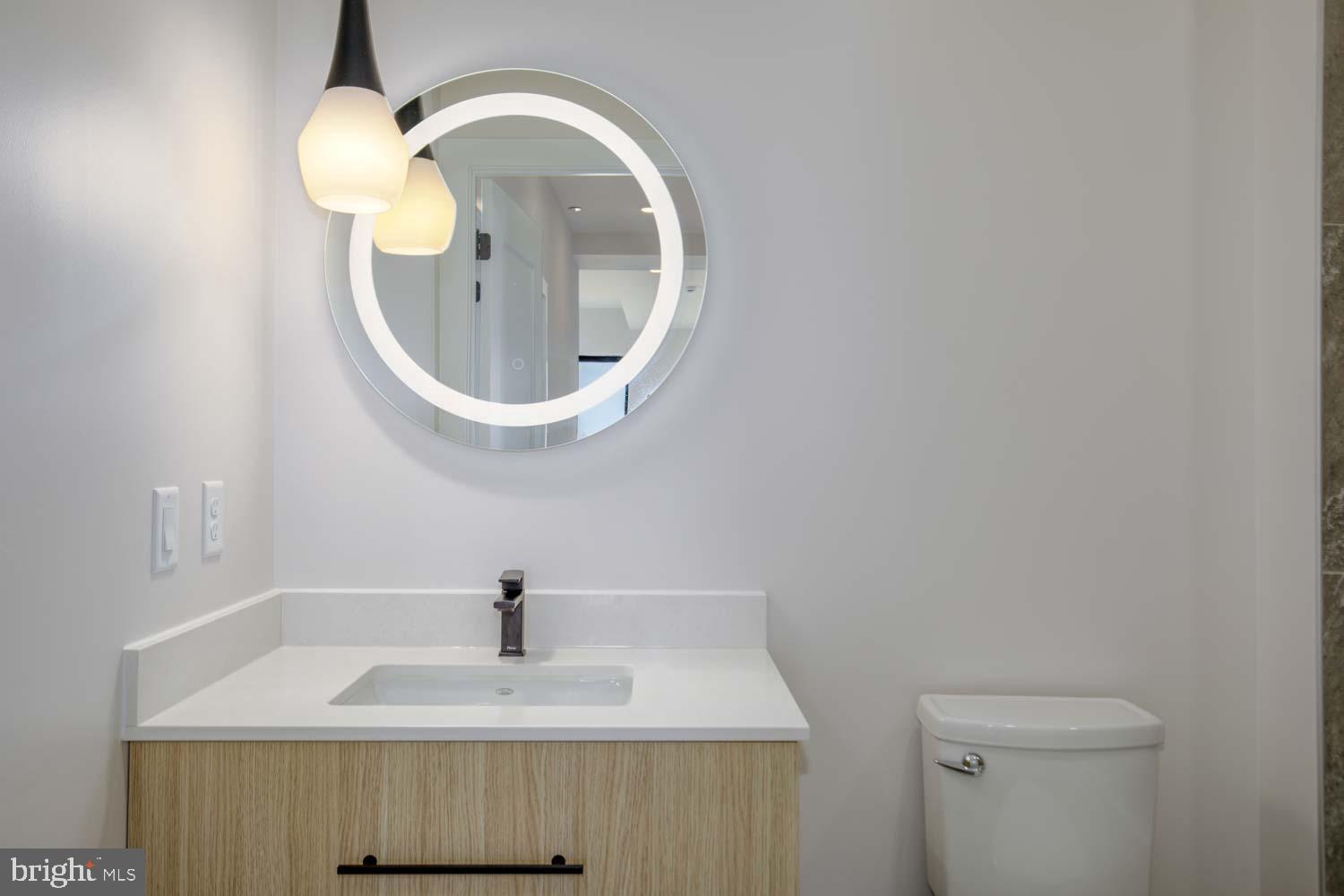 FALLS CHURCH CITY - Residential