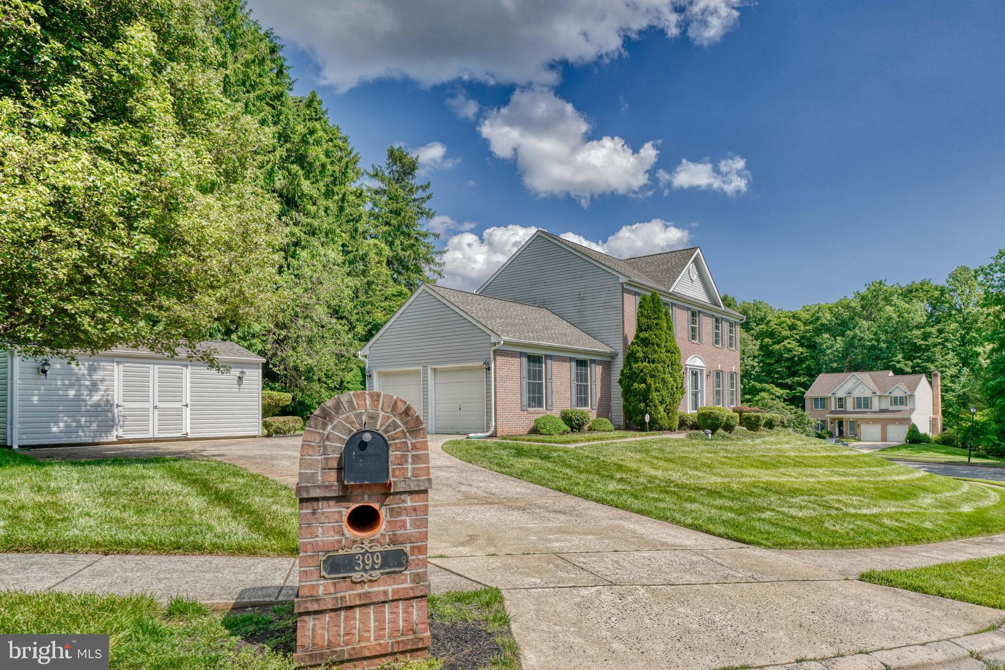 TRAILS OF GLENEAGLES - Residential