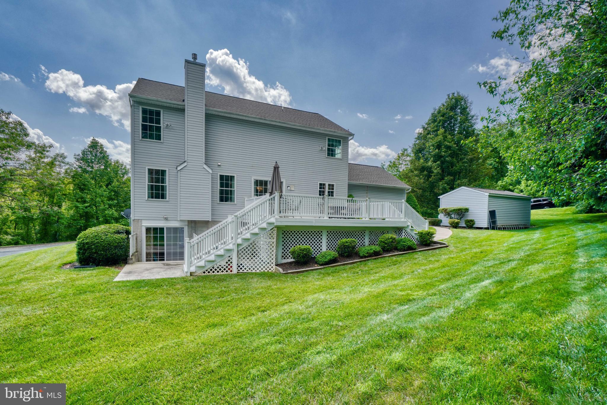 TRAILS OF GLENEAGLES - Residential