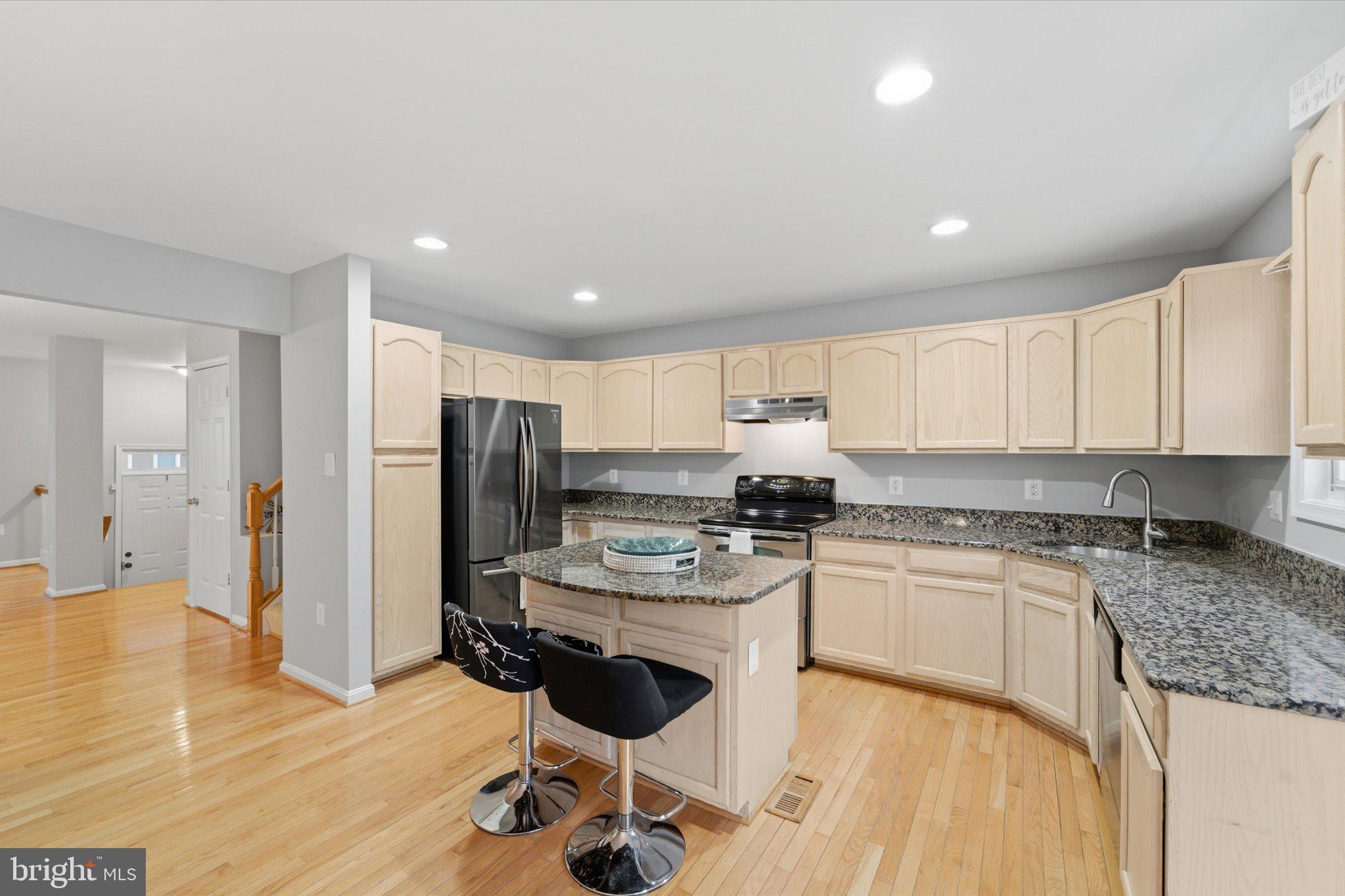 BRIDLEWOOD - Residential