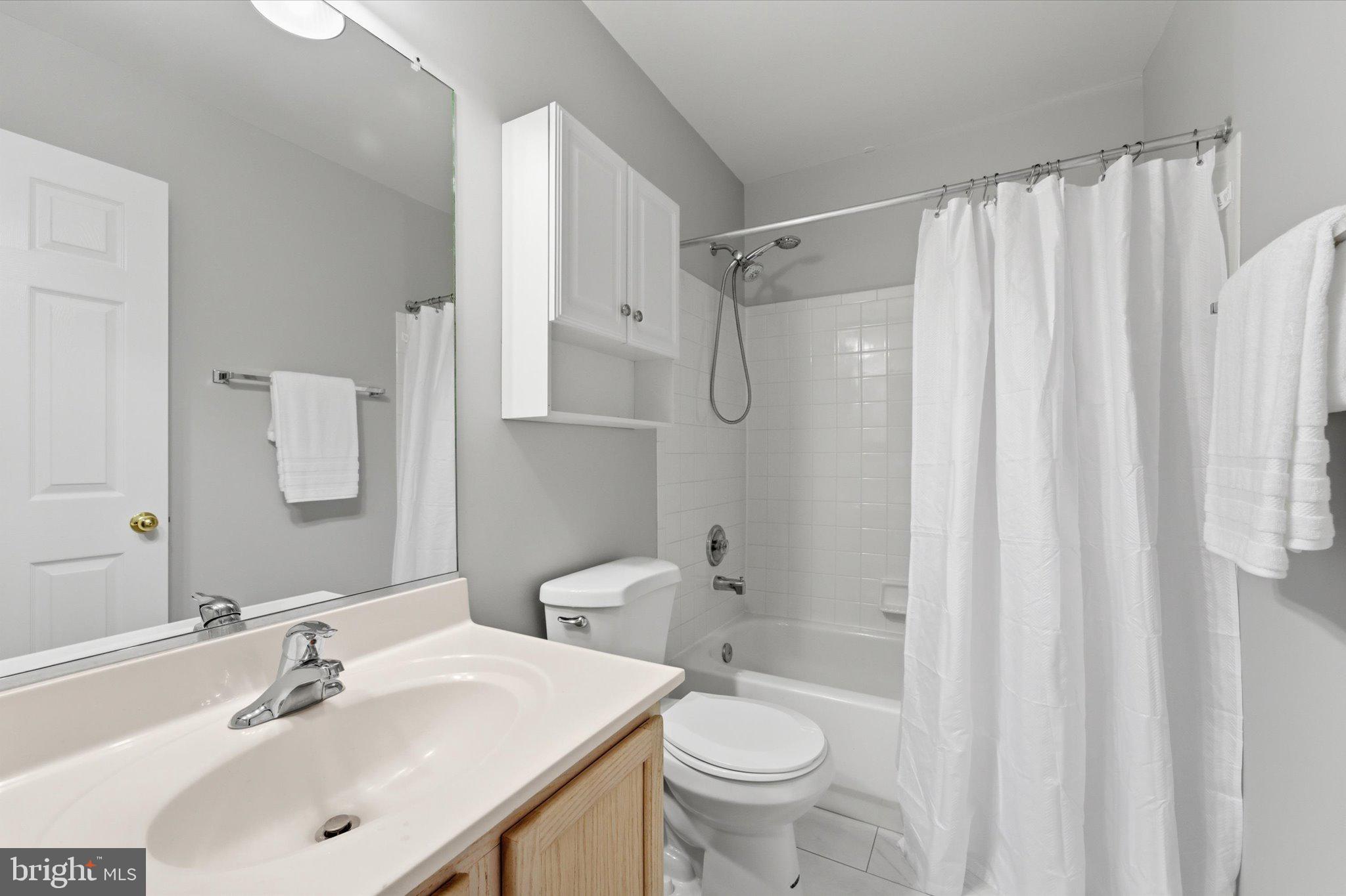 BRIDLEWOOD - Residential