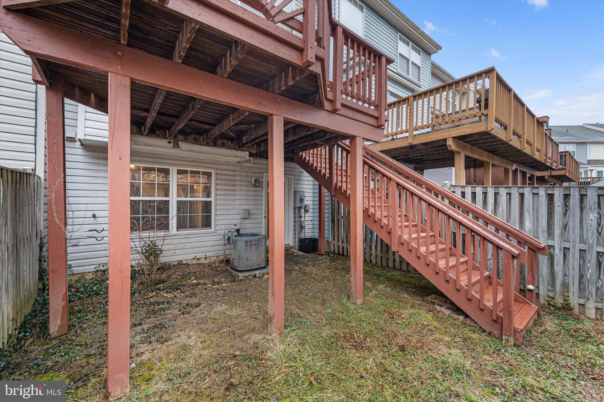 BRIDLEWOOD - Residential