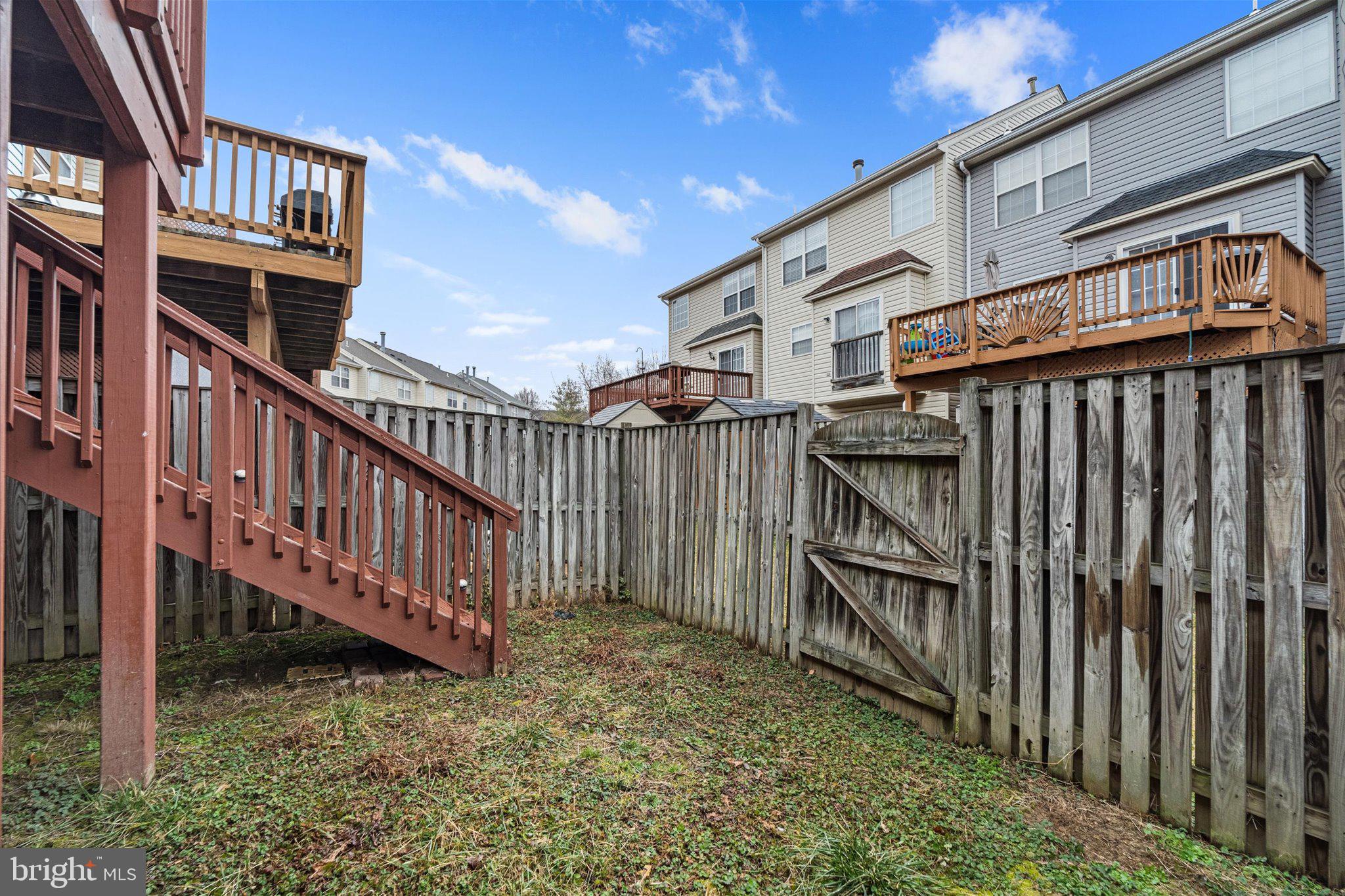 BRIDLEWOOD - Residential