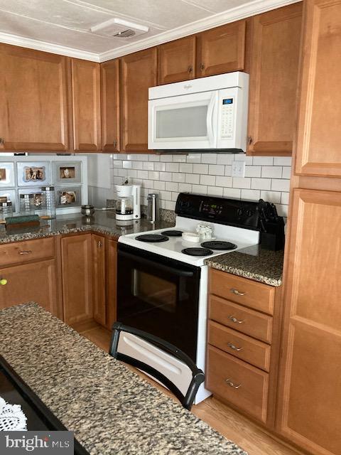 WILLIAMS ESTATES - Residential