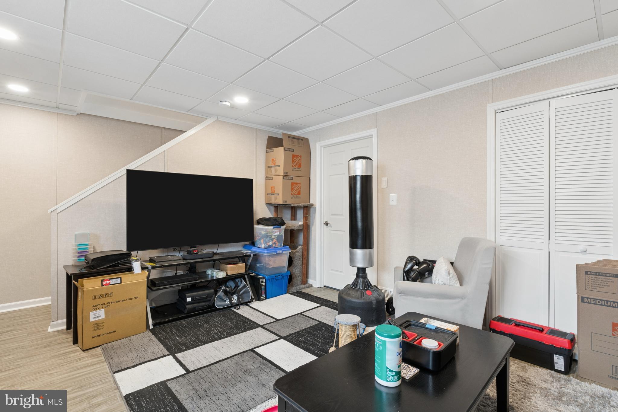 MIDDLETOWN VILLAGE - Residential