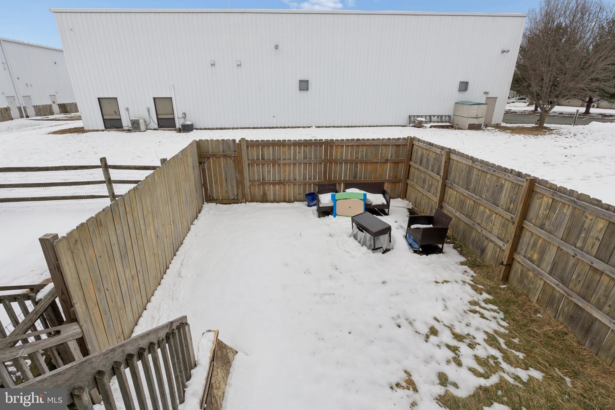 MIDDLETOWN VILLAGE - Residential