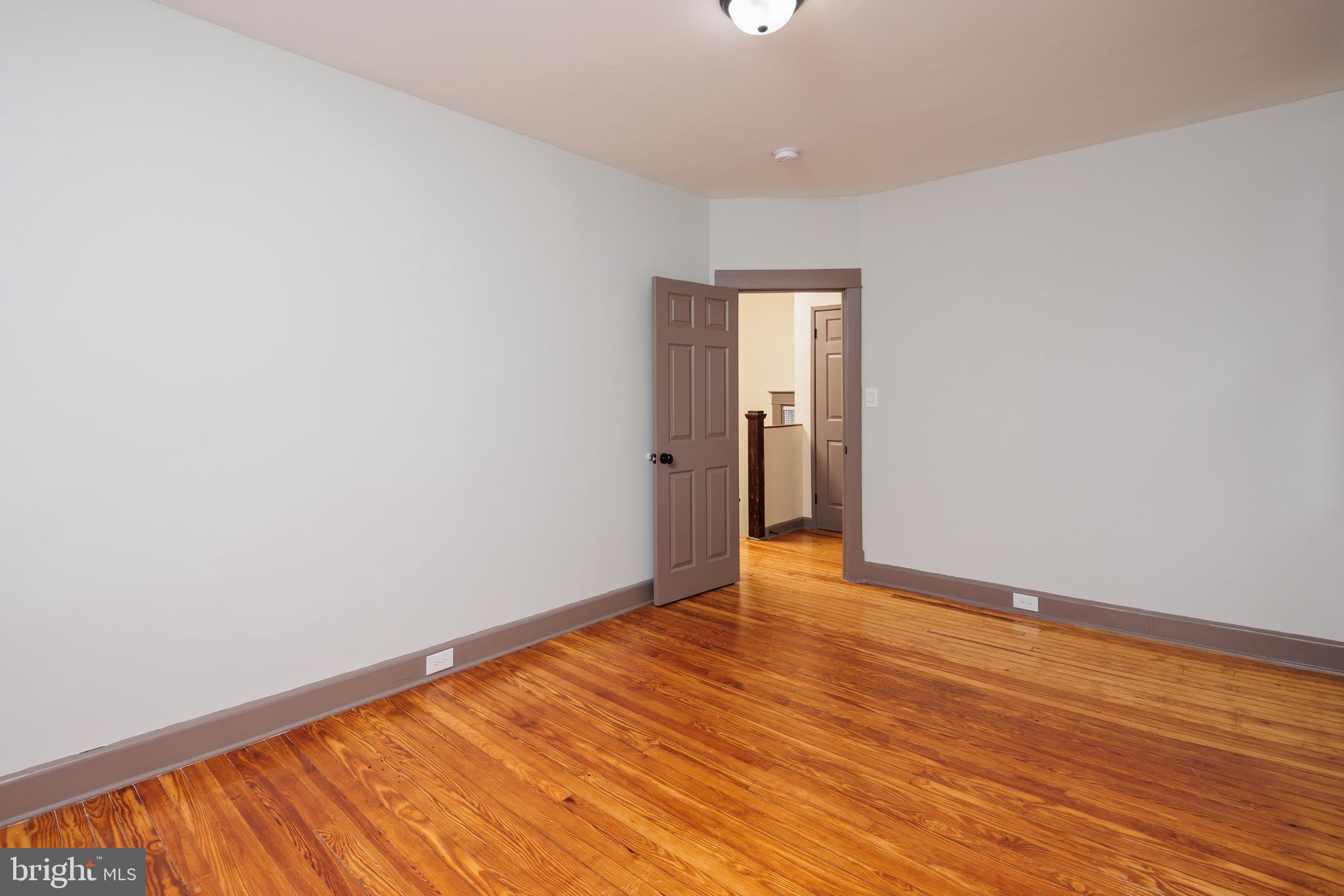 HOWARD PARK - Residential