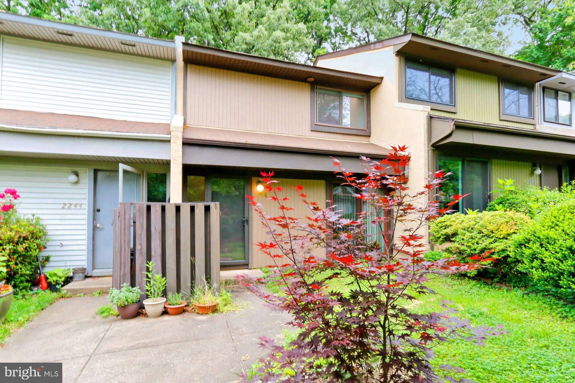 RESTON - Residential