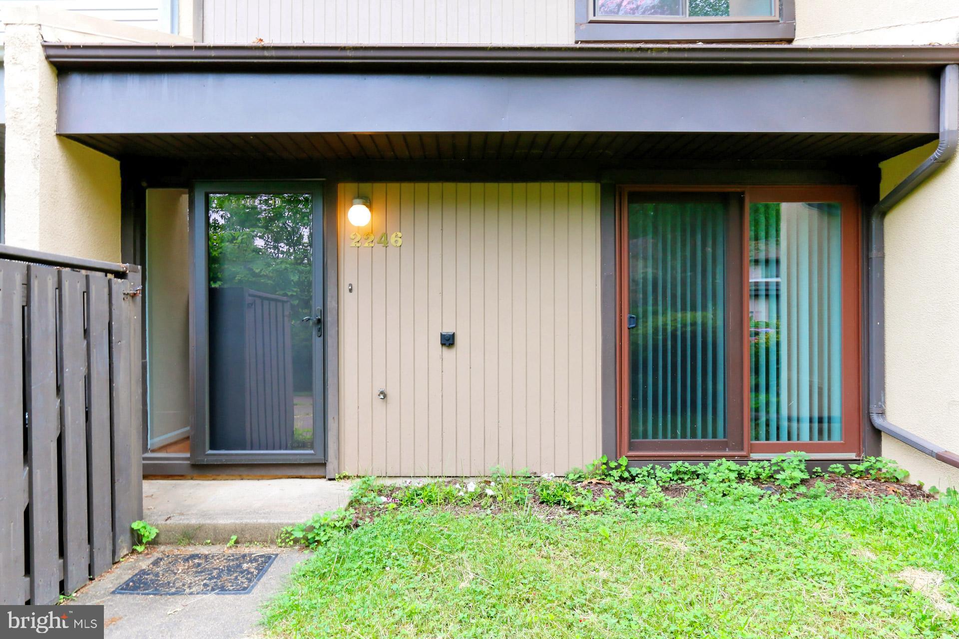 RESTON - Residential