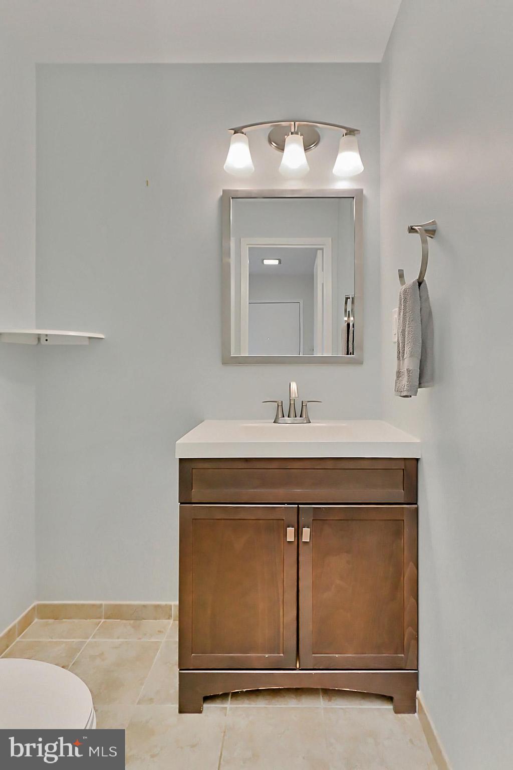 RESTON - Residential