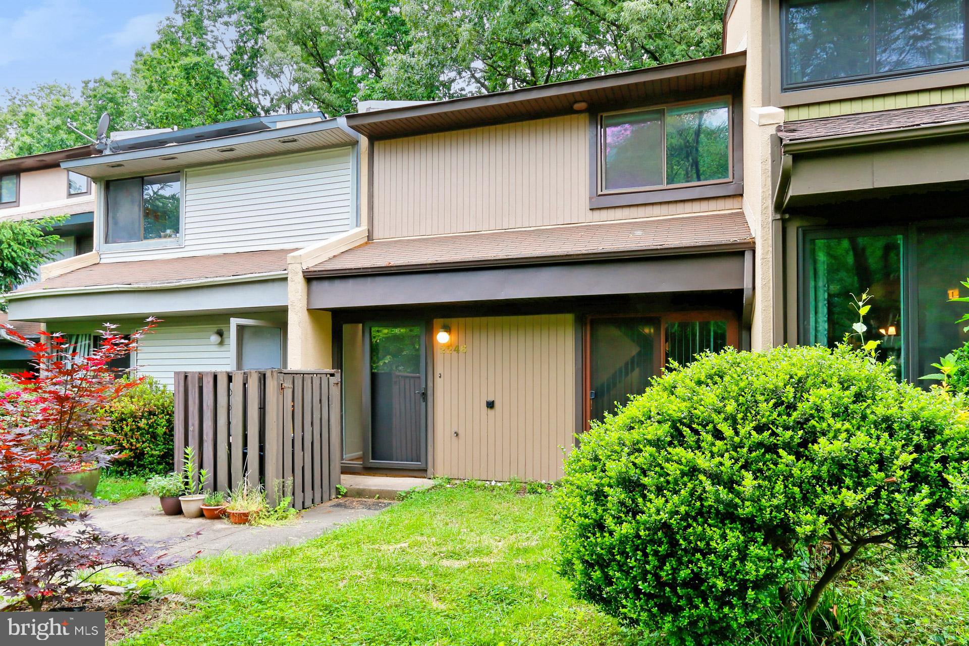 RESTON - Residential