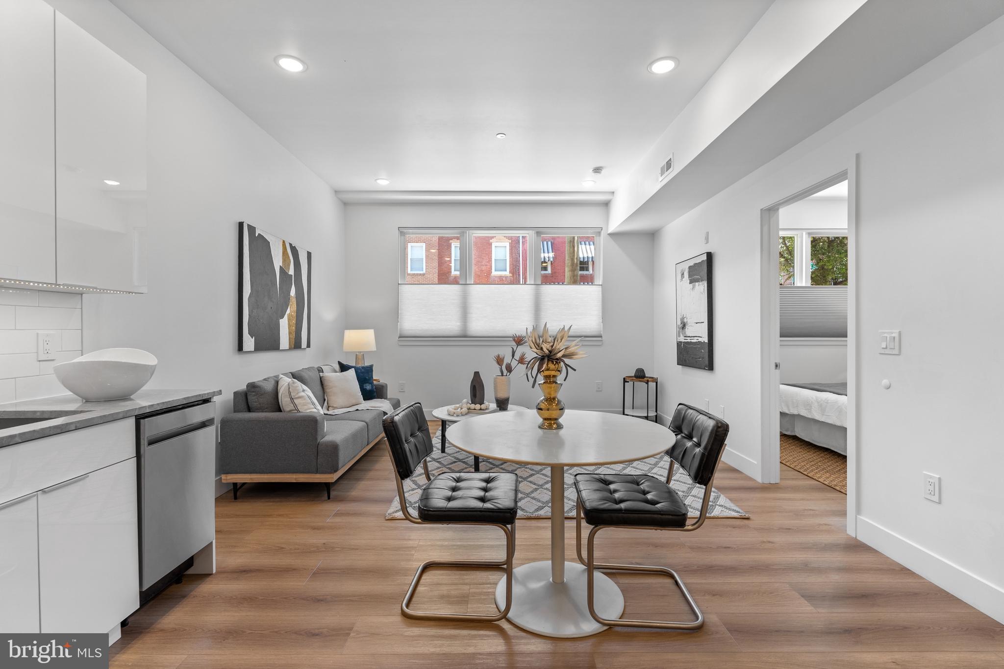 QUEEN VILLAGE - Residential Lease