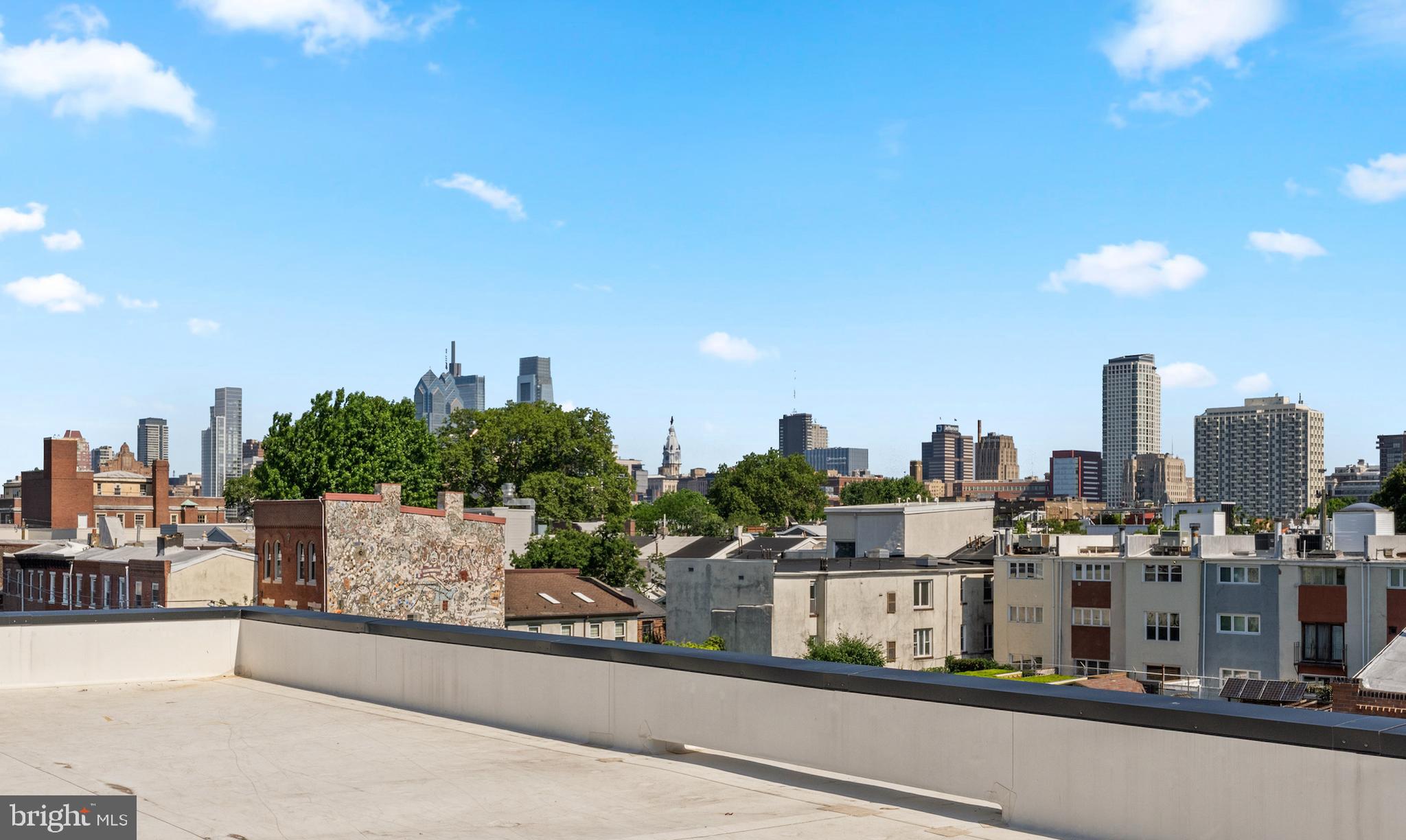 QUEEN VILLAGE - Residential Lease