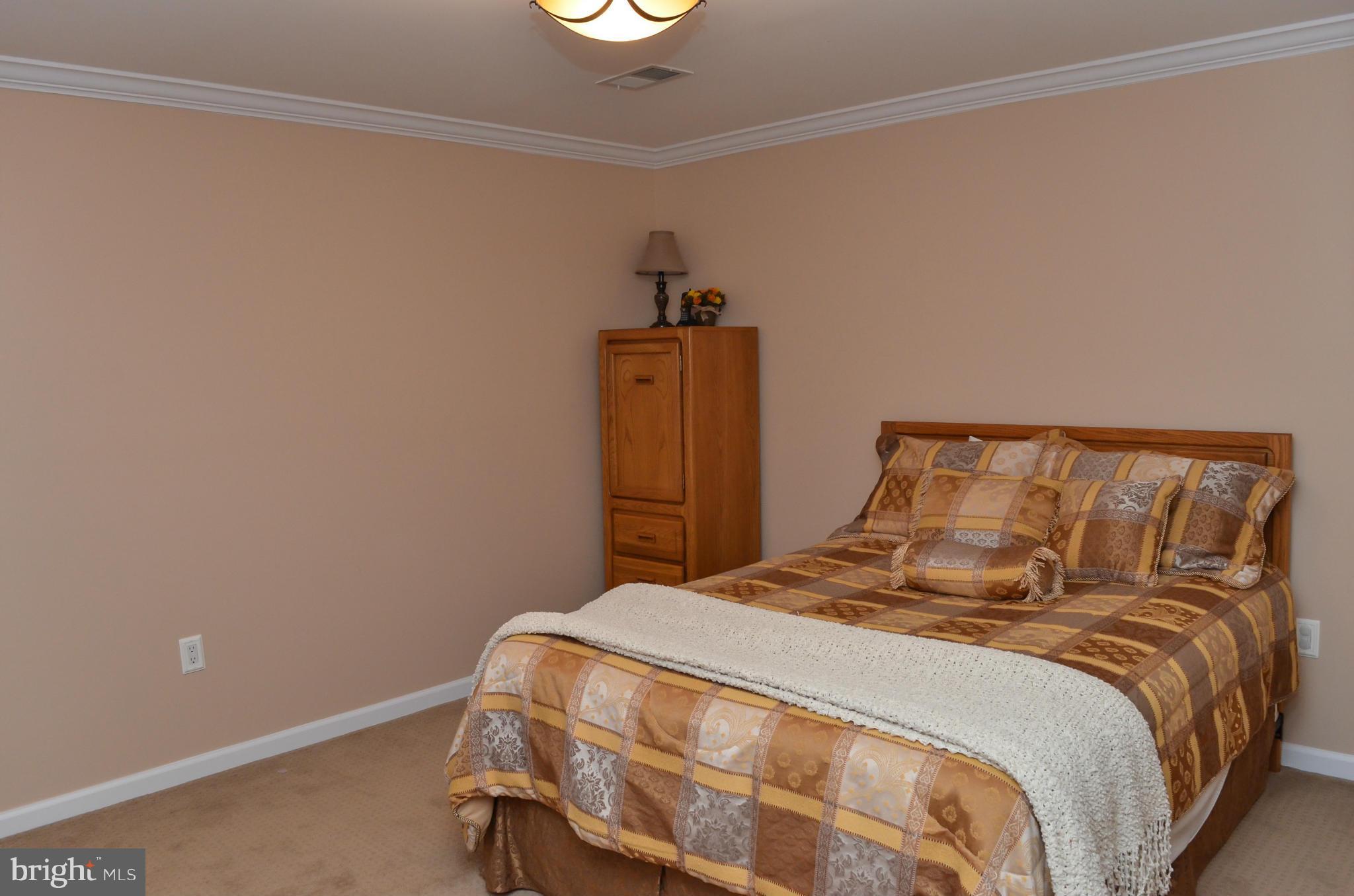 ALTA COURTHOUSE SQUARE - Residential