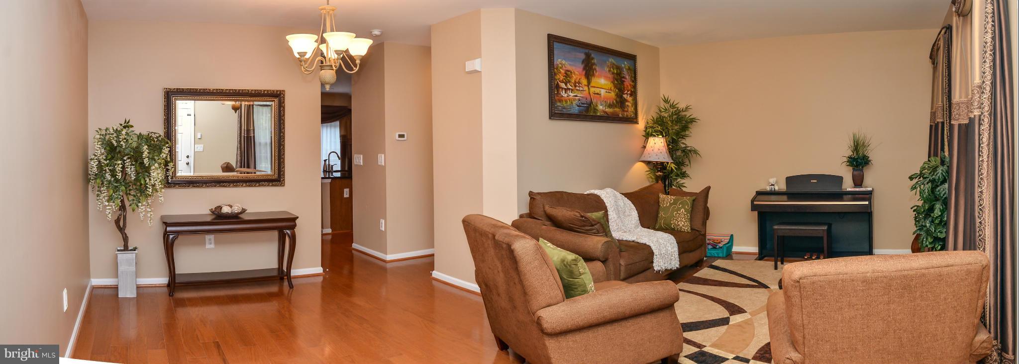 ALTA COURTHOUSE SQUARE - Residential