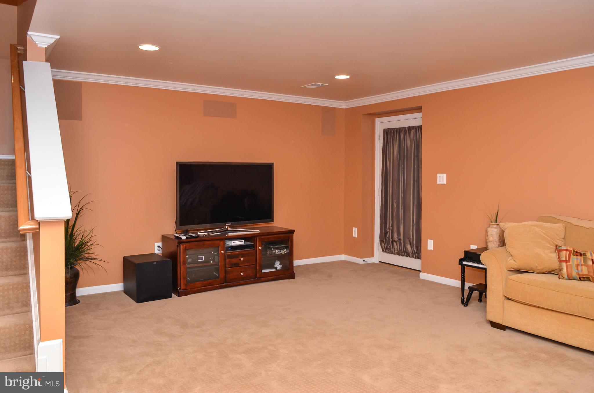 ALTA COURTHOUSE SQUARE - Residential