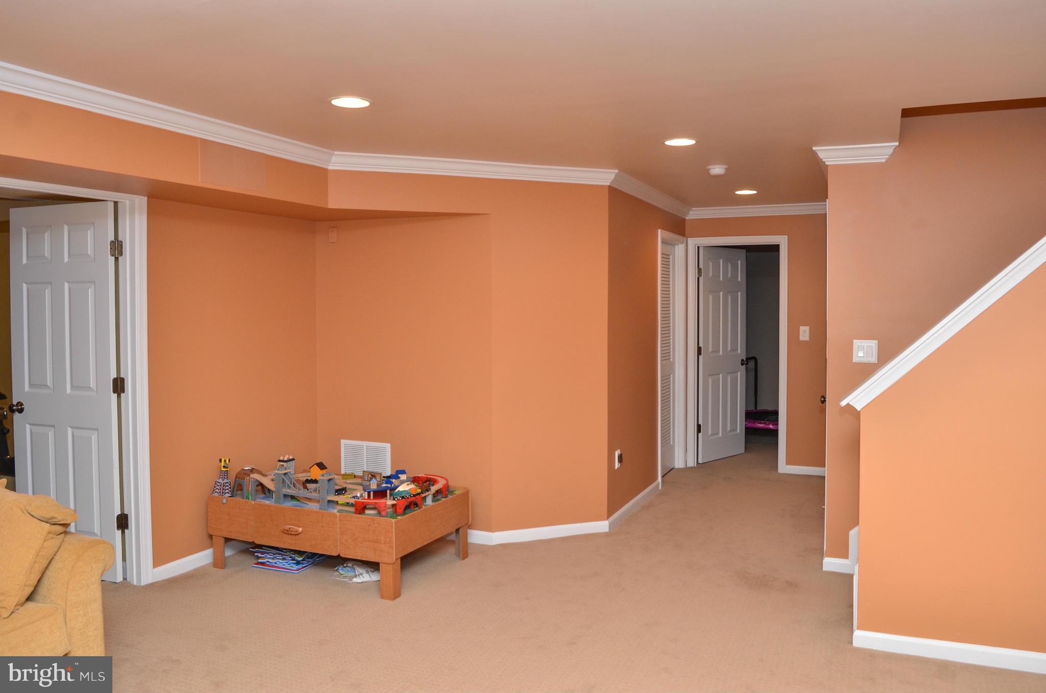 ALTA COURTHOUSE SQUARE - Residential