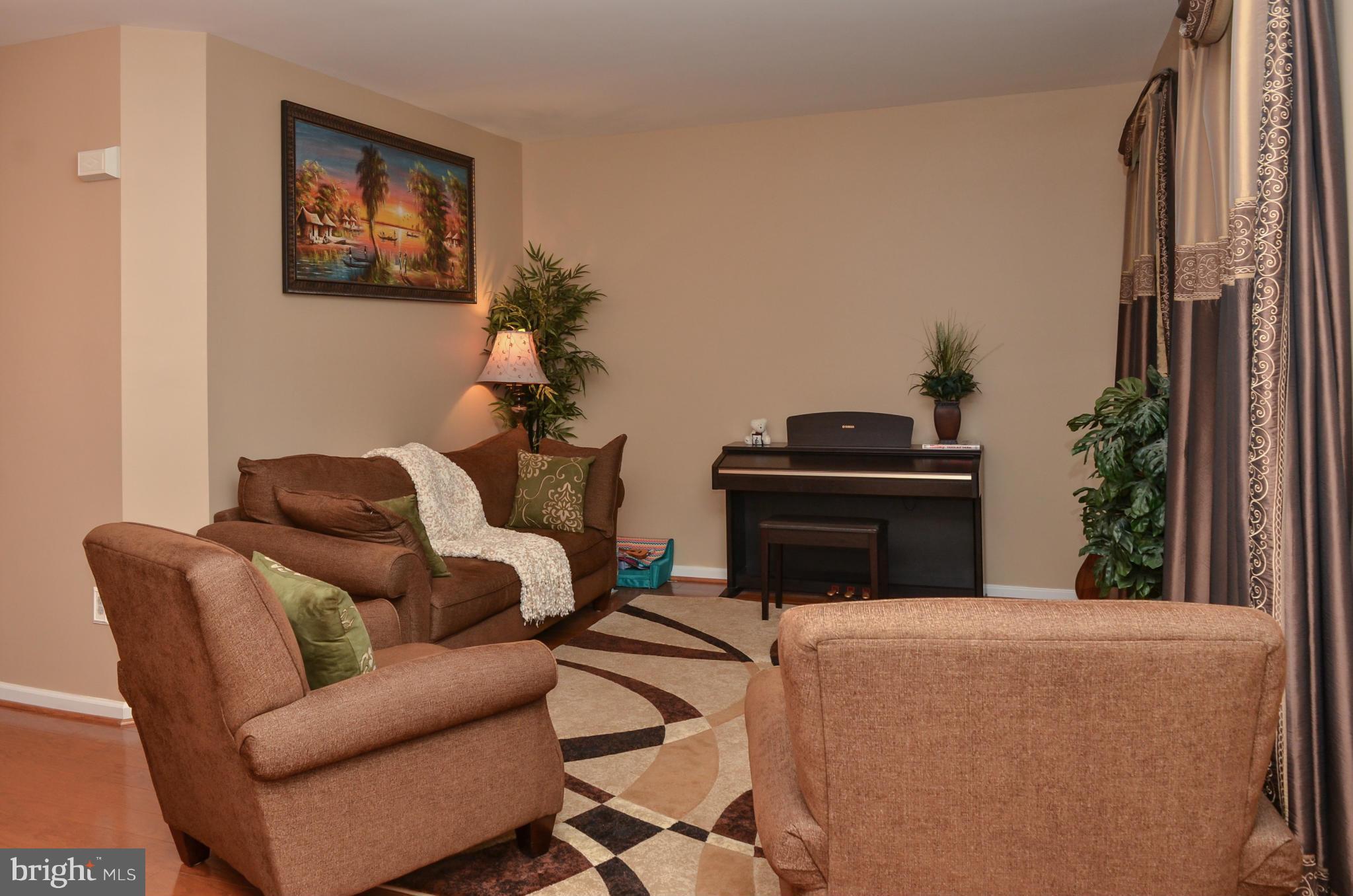 ALTA COURTHOUSE SQUARE - Residential